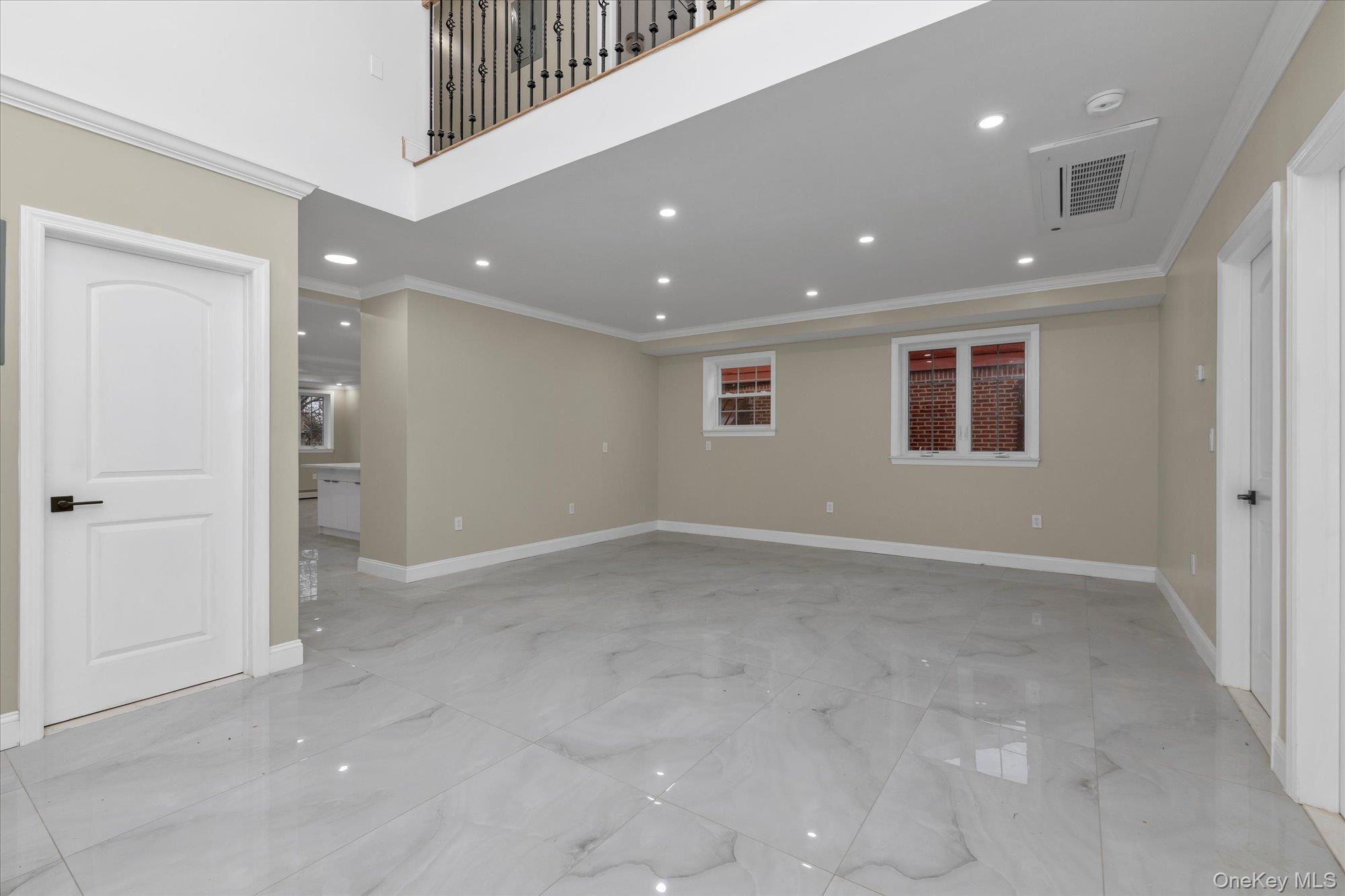 27-09 Utopia Parkway, Flushing, NY 11358