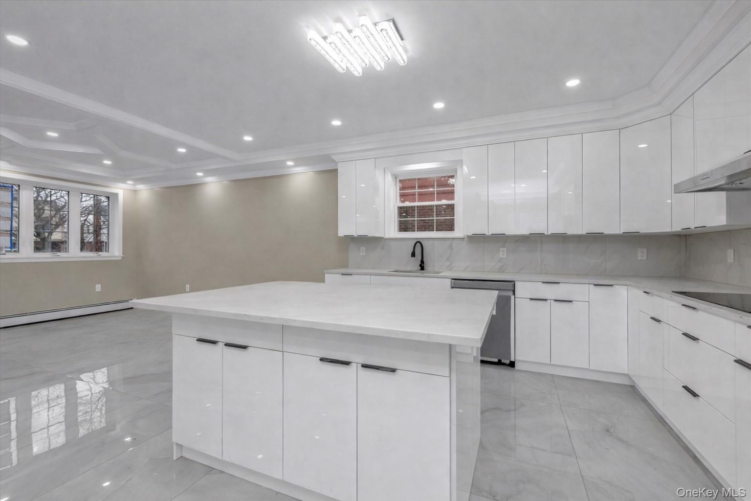 27-09 Utopia Parkway, Flushing, NY 11358