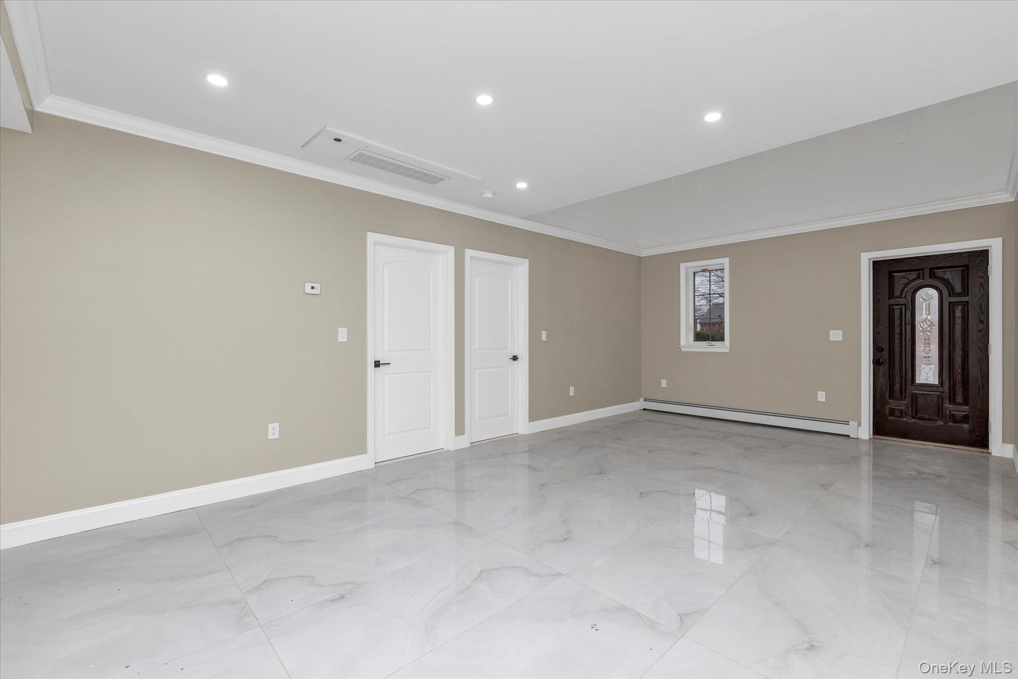 27-09 Utopia Parkway, Flushing, NY 11358