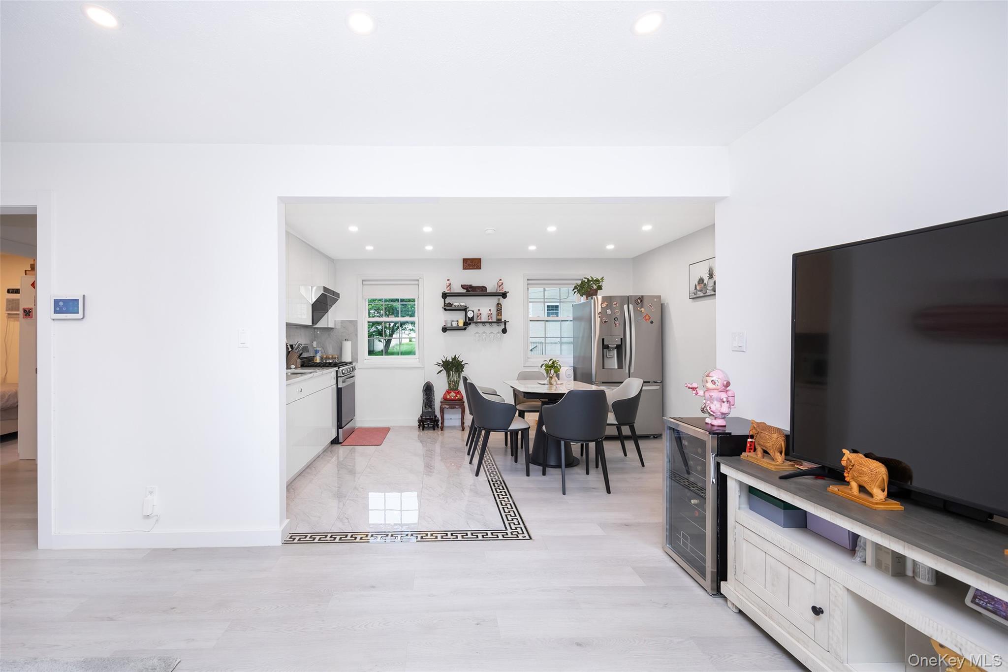 223-36 65th Avenue # 2A, Bayside, NY 11364