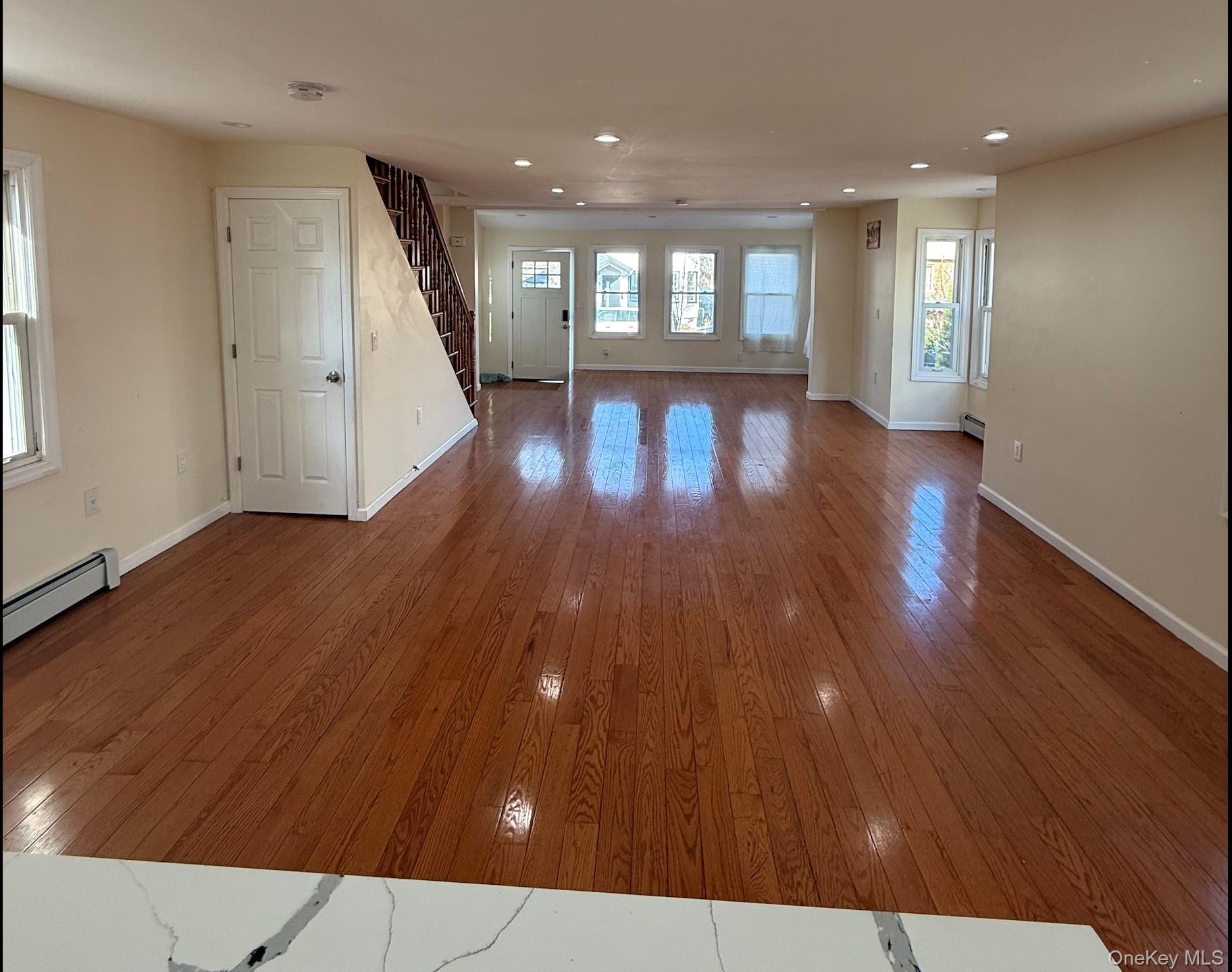 15424 13th Avenue, Beechhurst, NY 11357