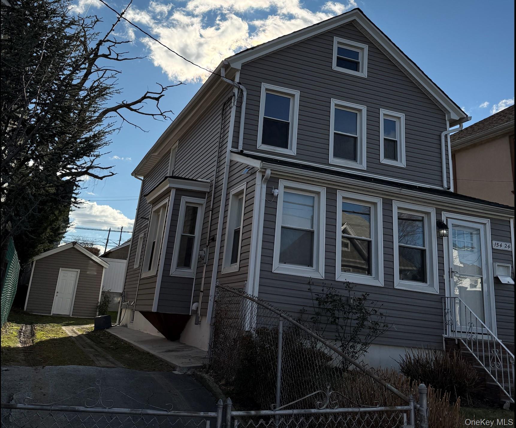 15424 13th Avenue, Beechhurst, NY 11357