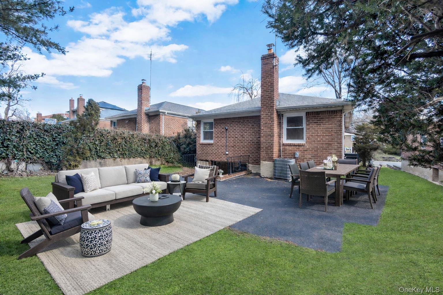 73-30 244th Street, Flushing, NY 11362