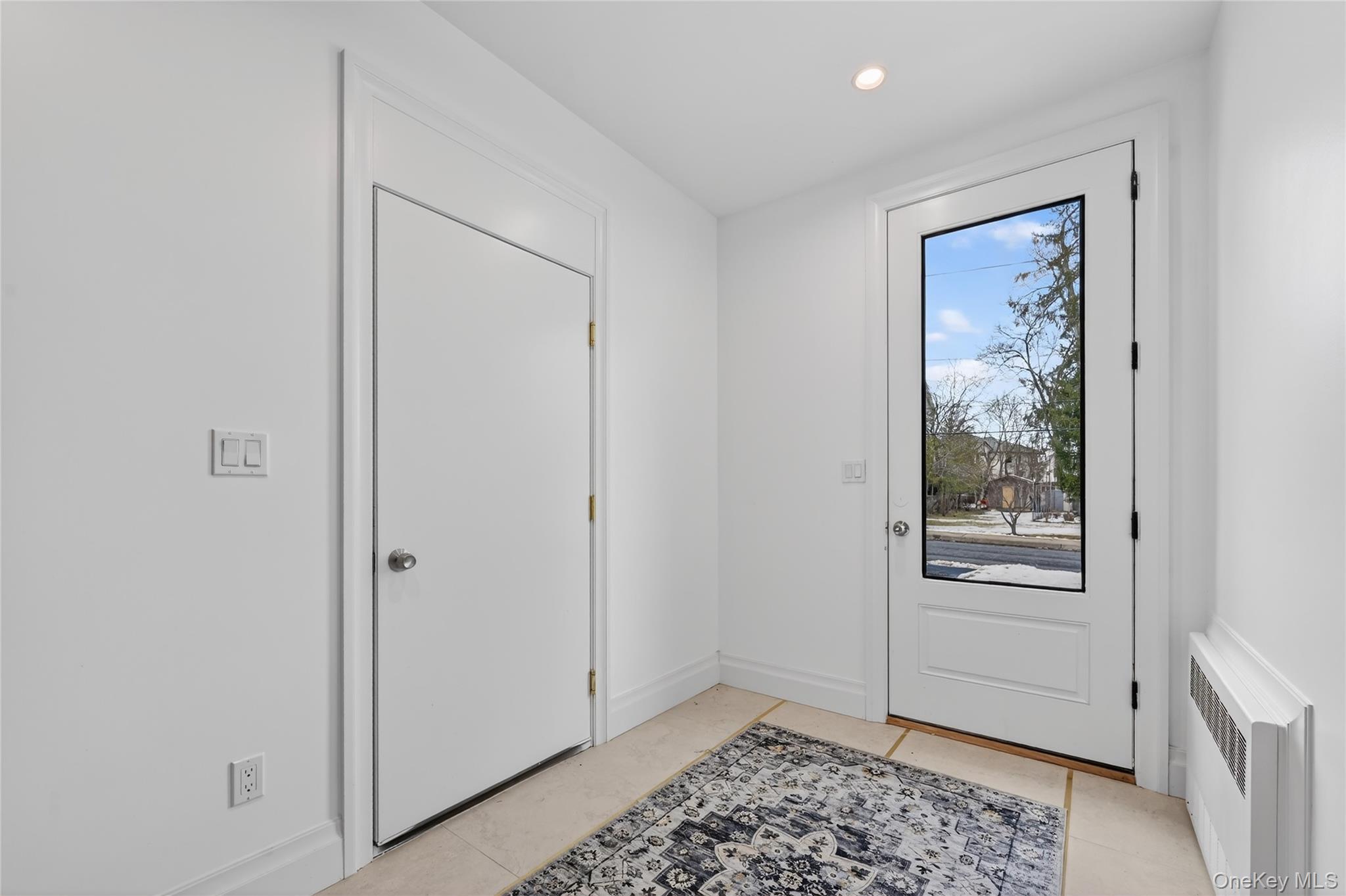 27 Ellish Parkway # 202, Spring Valley, NY 10977