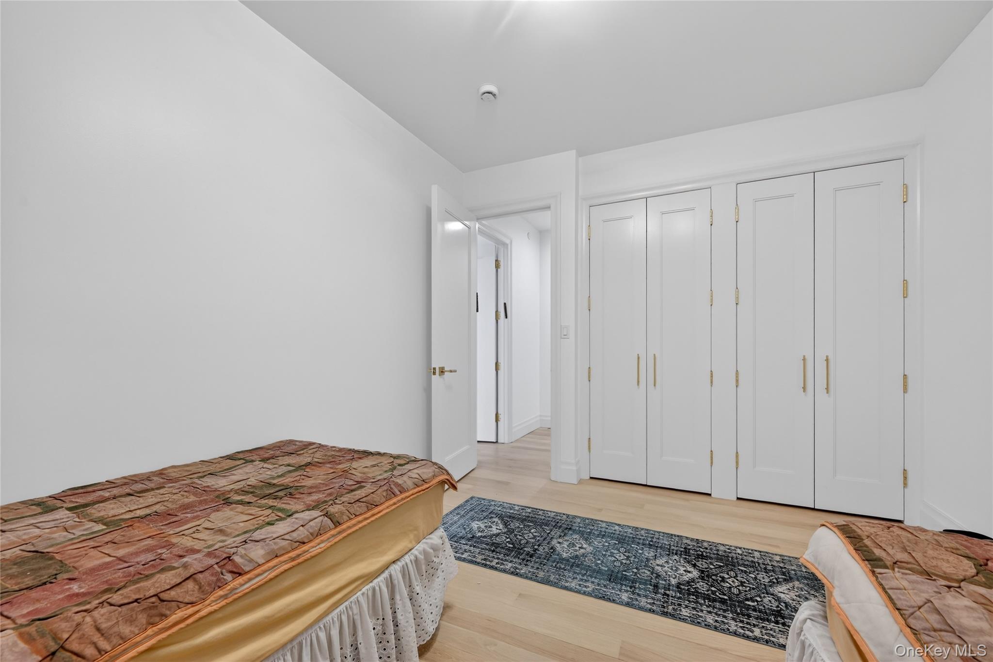 27 Ellish Parkway # 202, Spring Valley, NY 10977