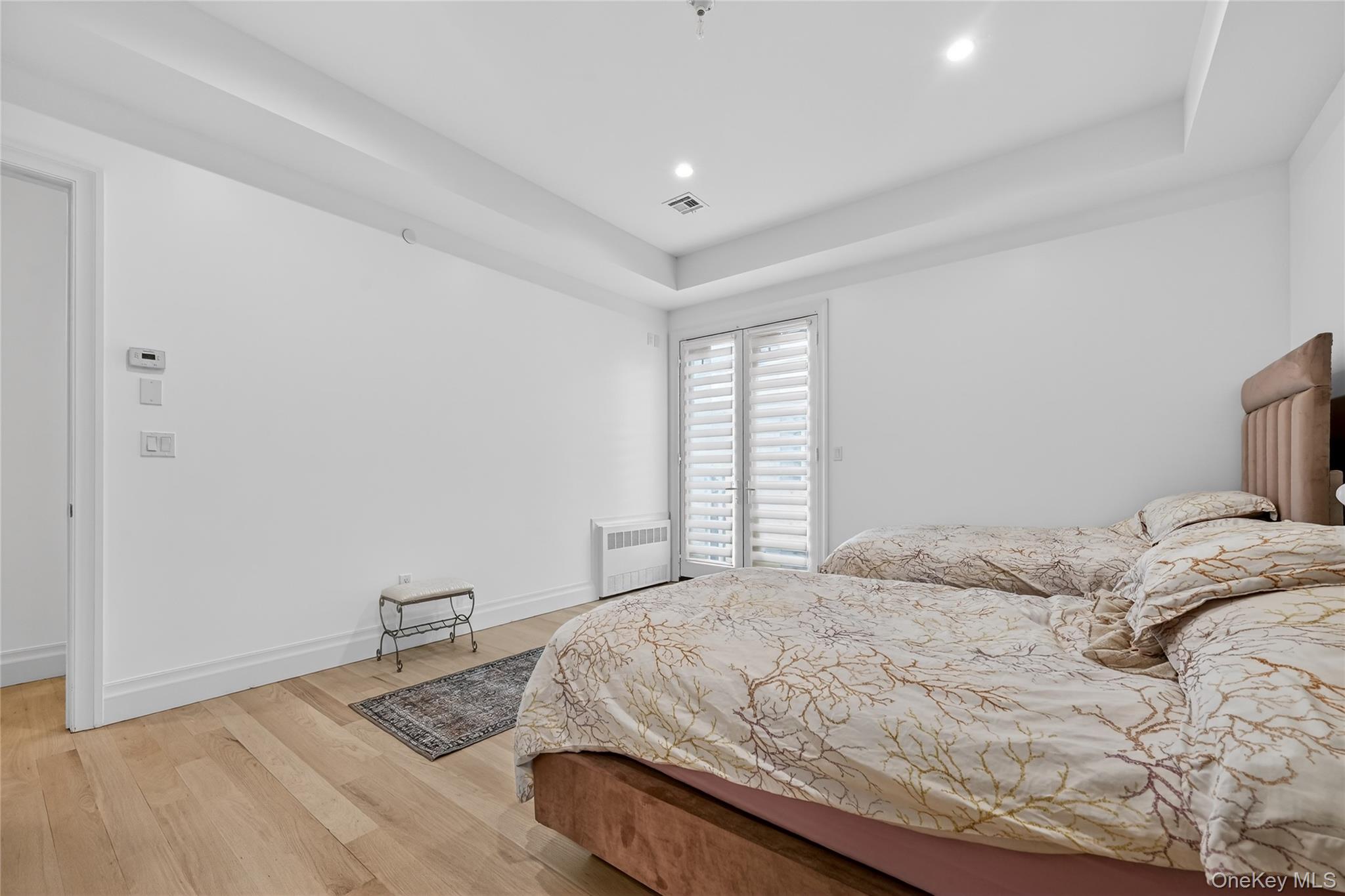 27 Ellish Parkway # 202, Spring Valley, NY 10977