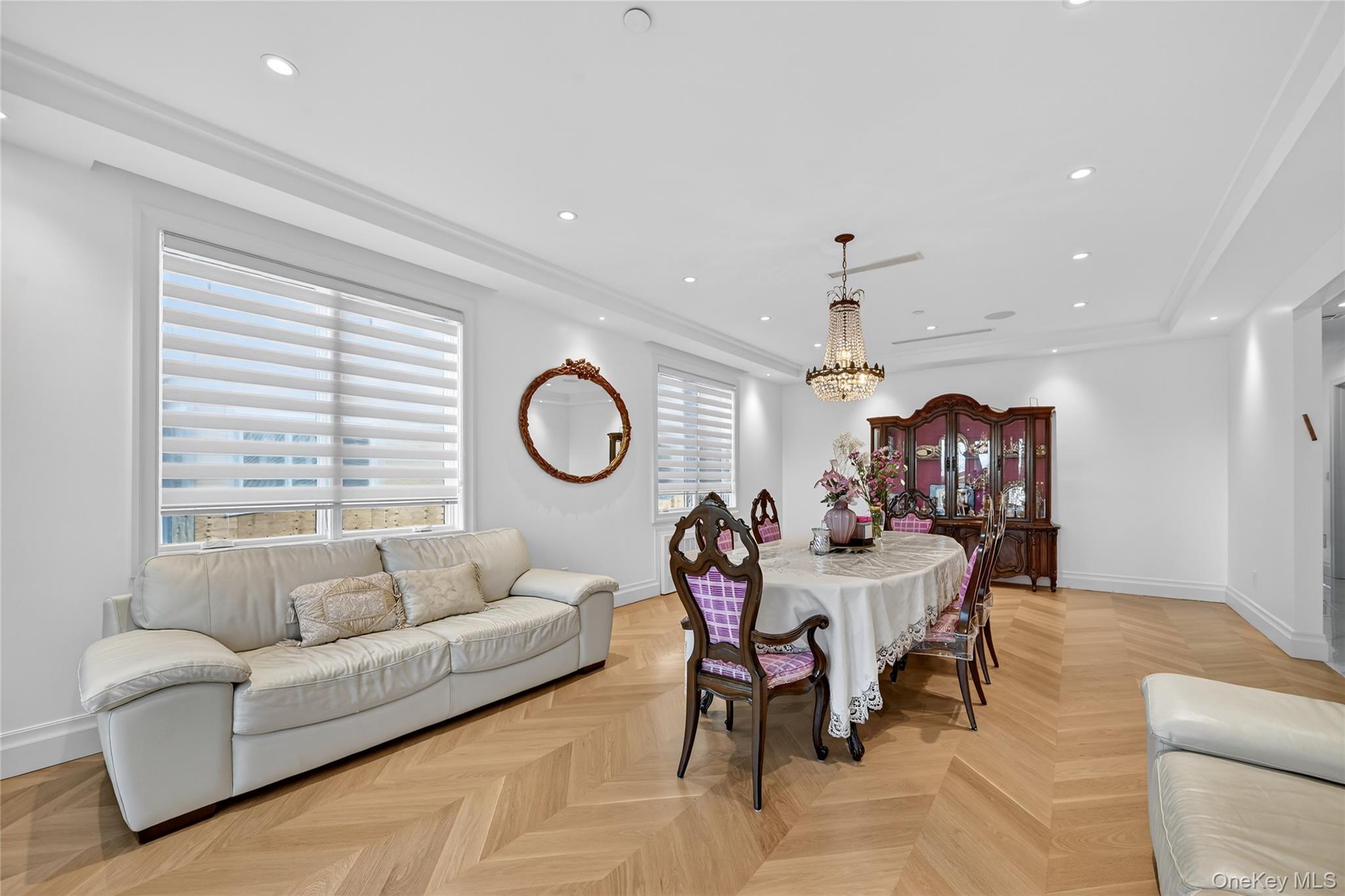 27 Ellish Parkway # 202, Spring Valley, NY 10977