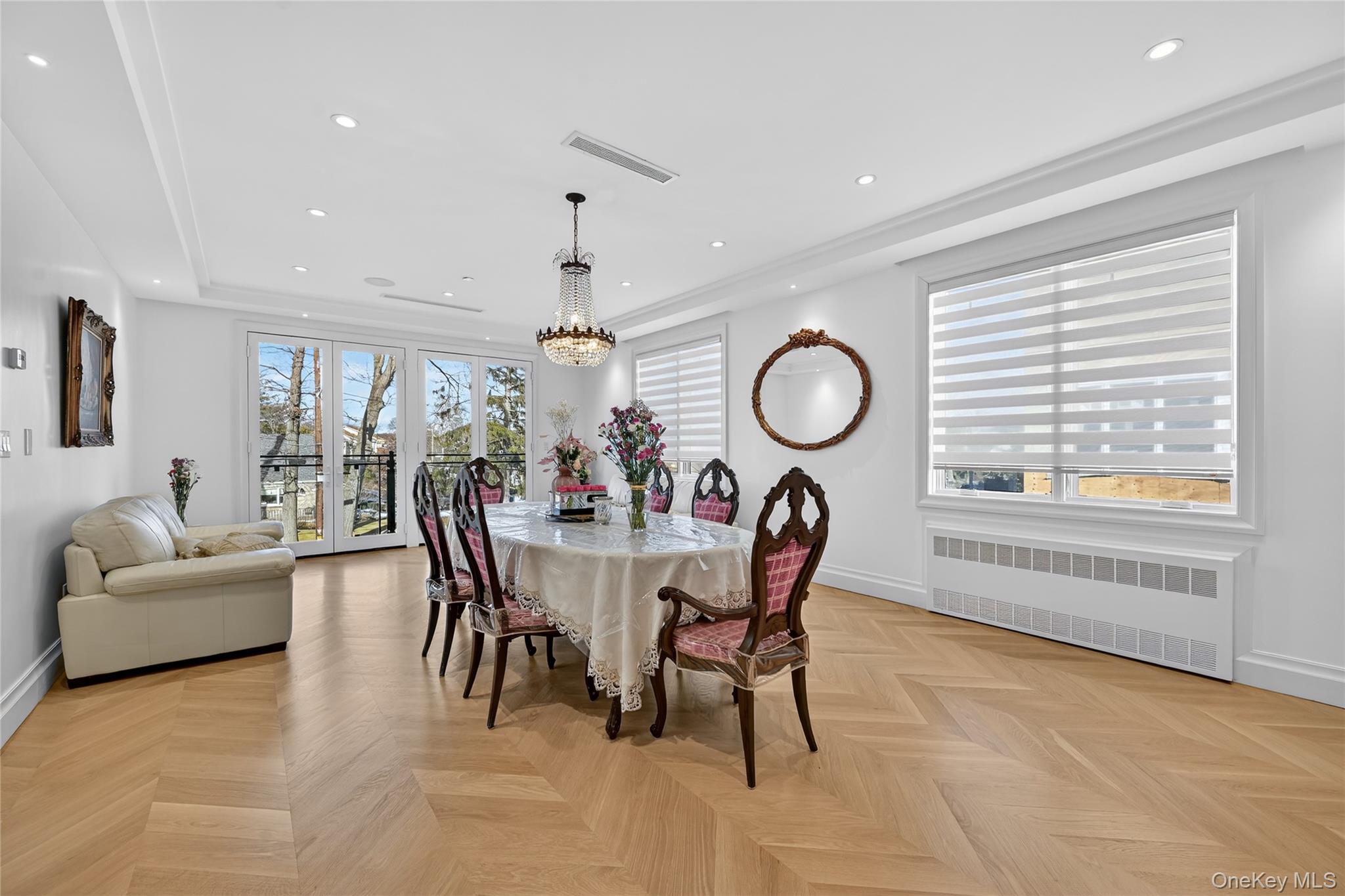 27 Ellish Parkway # 202, Spring Valley, NY 10977