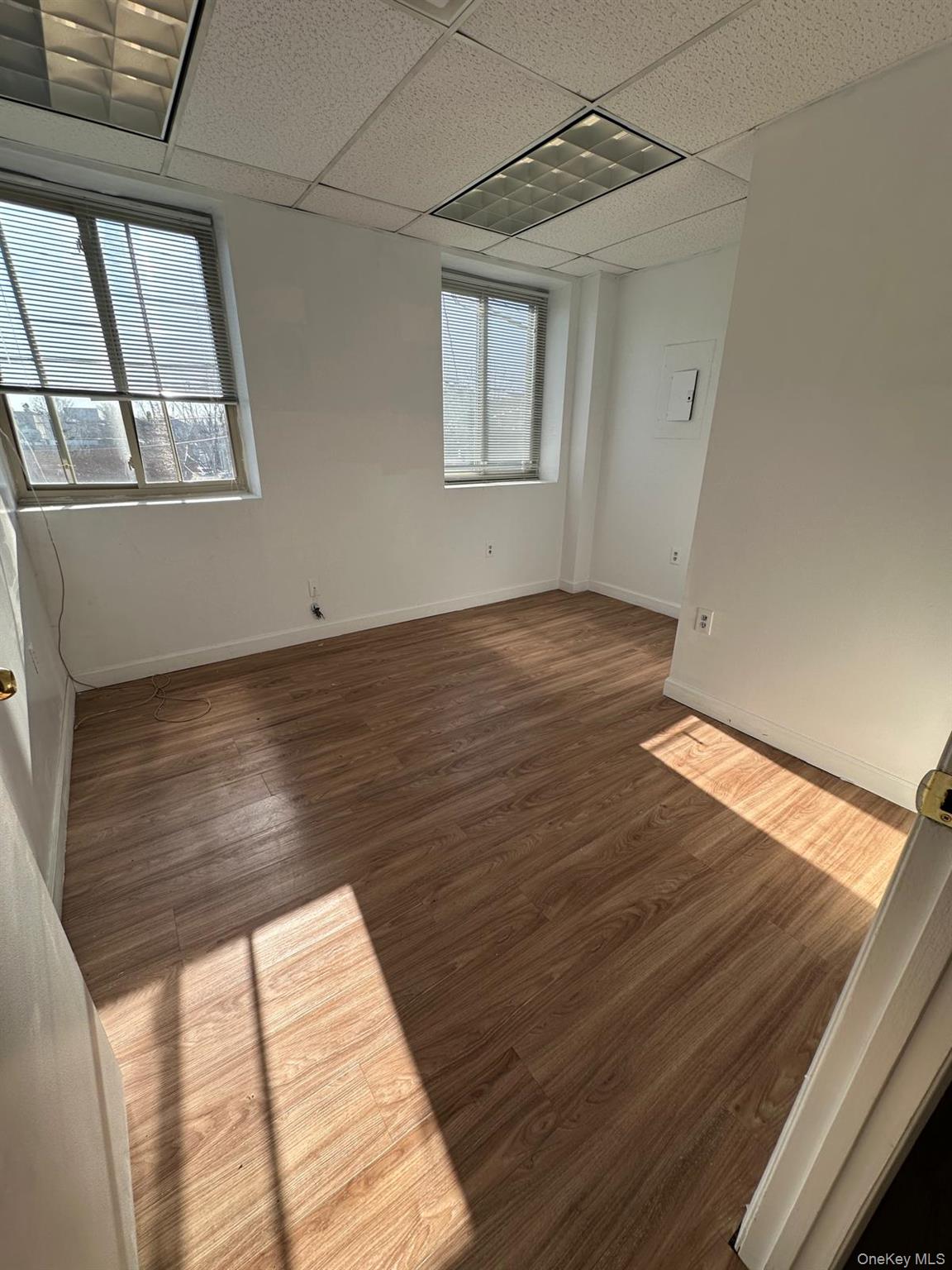 3800 E Tremont Avenue, Bronx, NY 10465