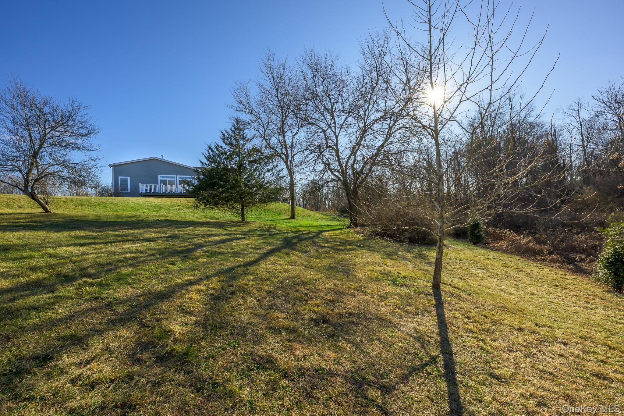 16 Lucas Lane, Hudson, NY 12534