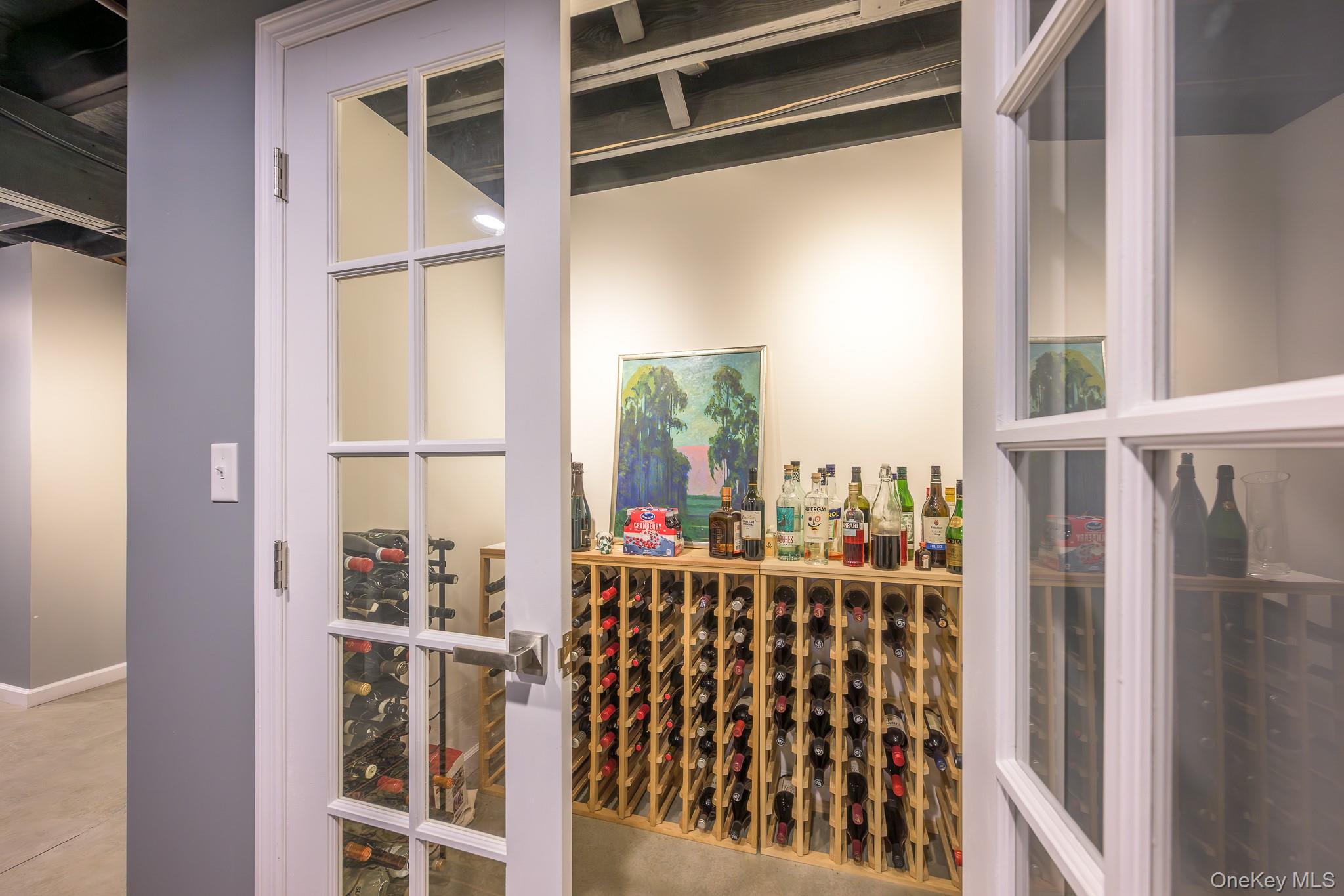 16 Lucas Lane, Hudson, NY 12534