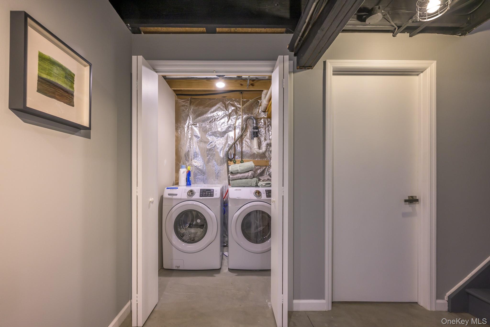 16 Lucas Lane, Hudson, NY 12534