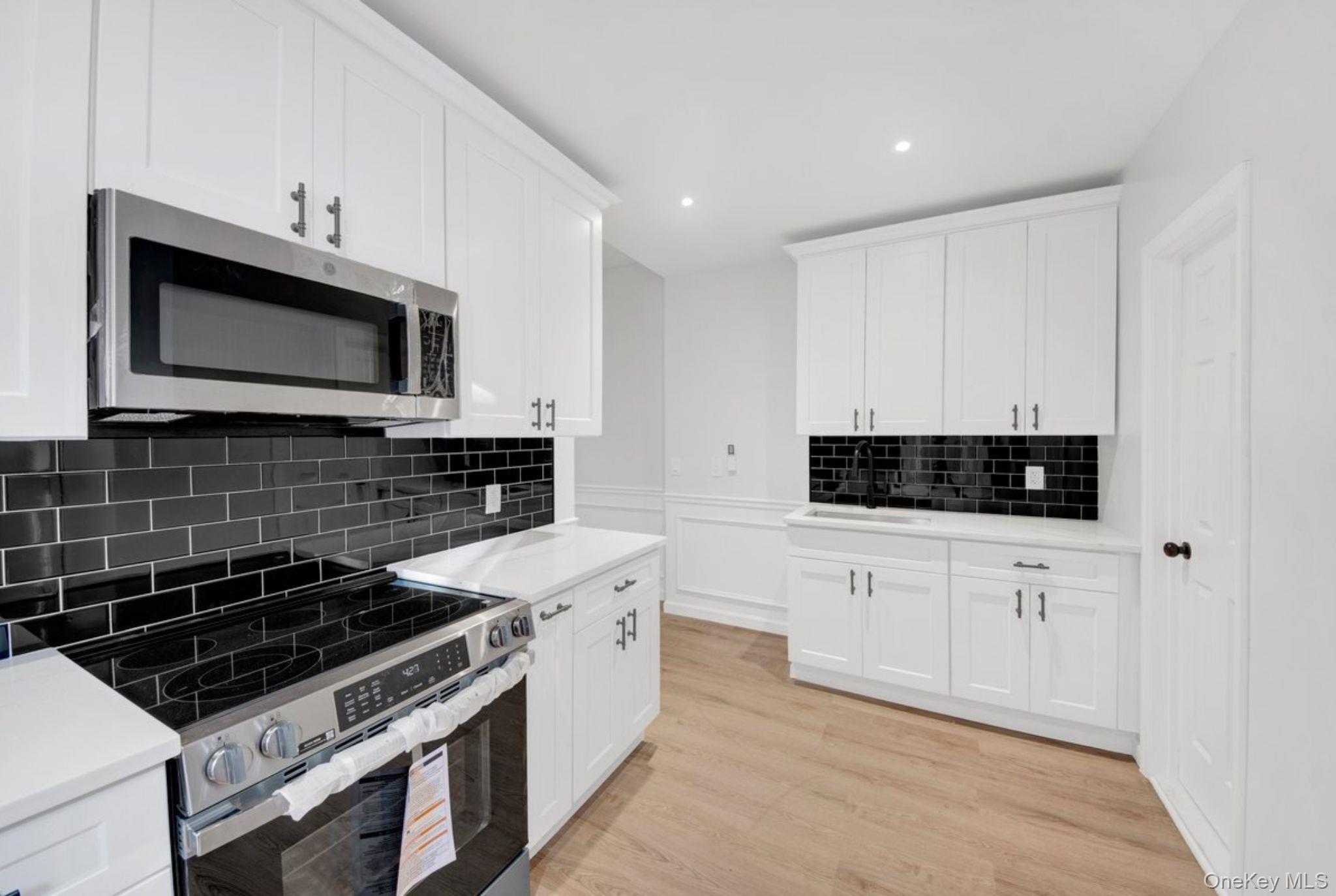 3232 Fenton Avenue, Bronx, NY 10469