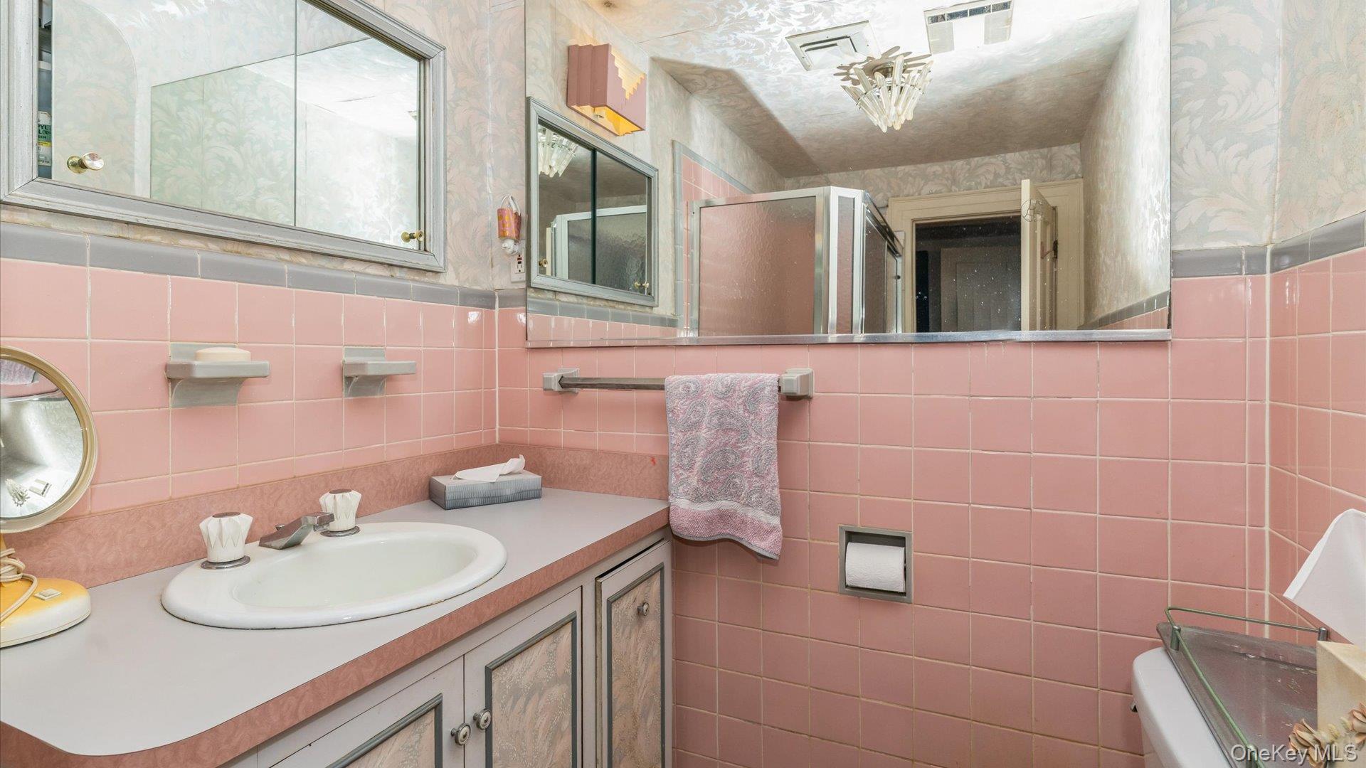 178 Wildacre Avenue, Lawrence, NY 11559