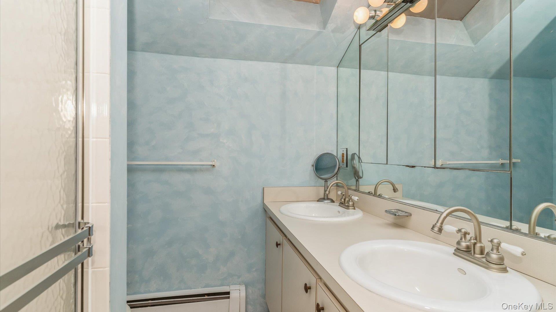 178 Wildacre Avenue, Lawrence, NY 11559