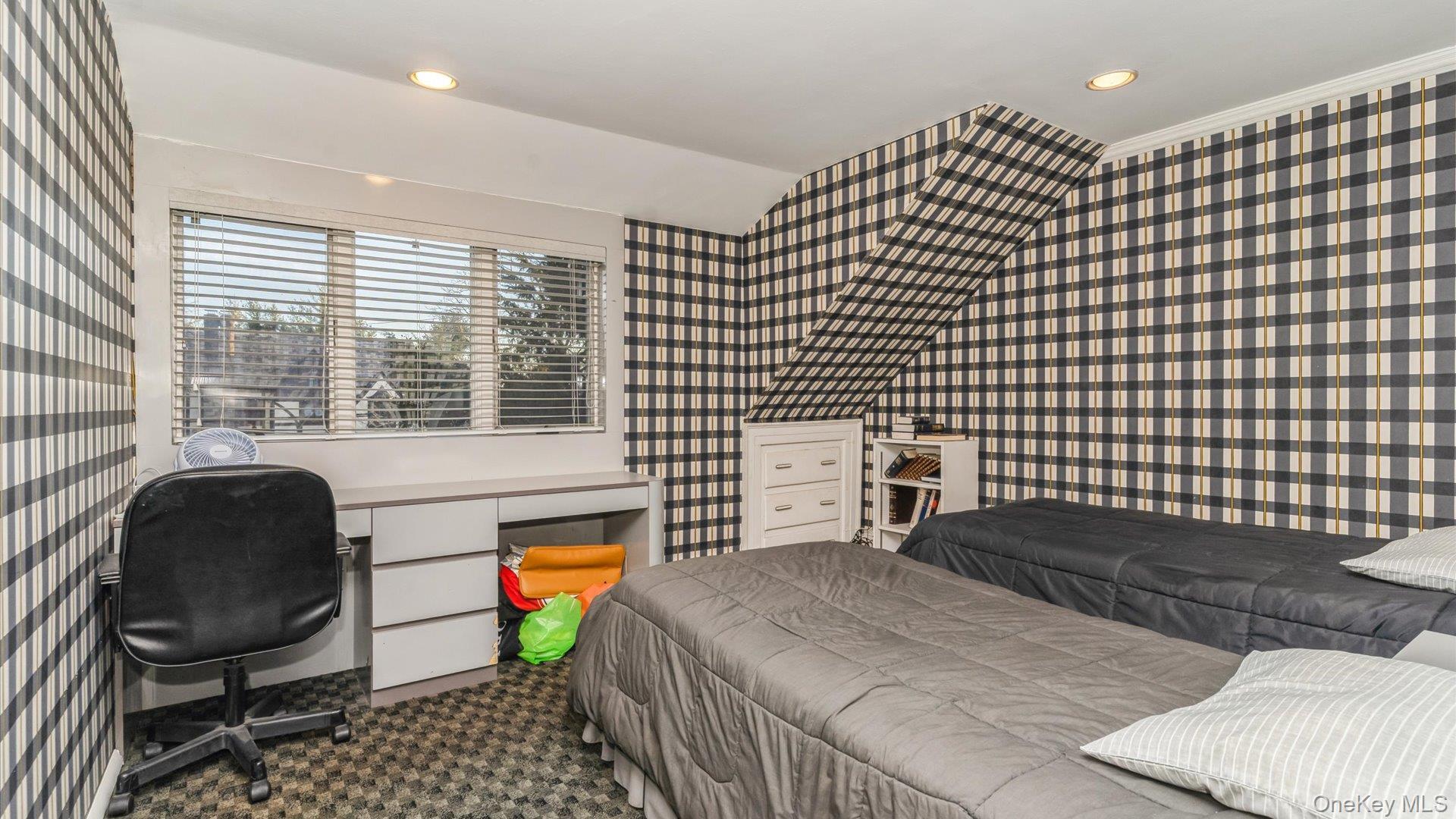 178 Wildacre Avenue, Lawrence, NY 11559