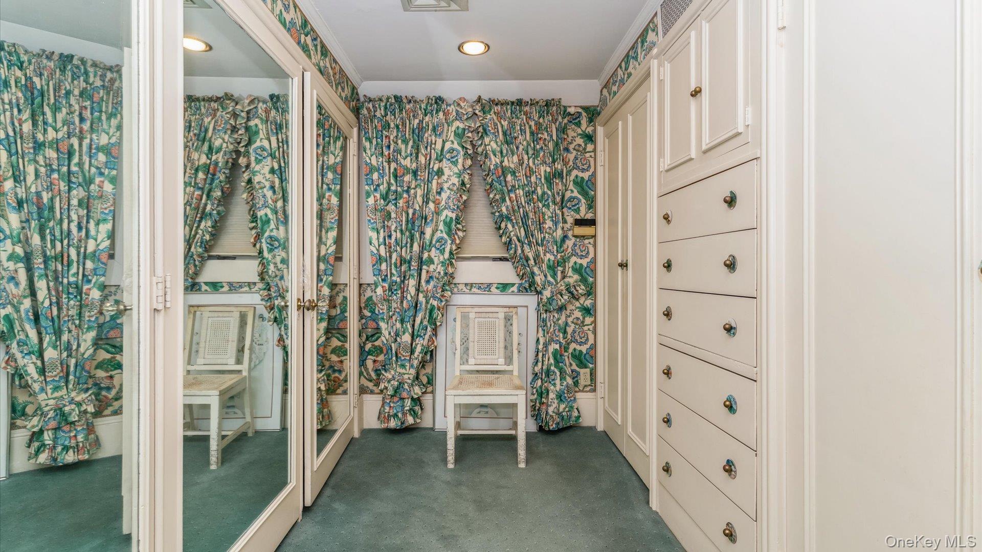 178 Wildacre Avenue, Lawrence, NY 11559