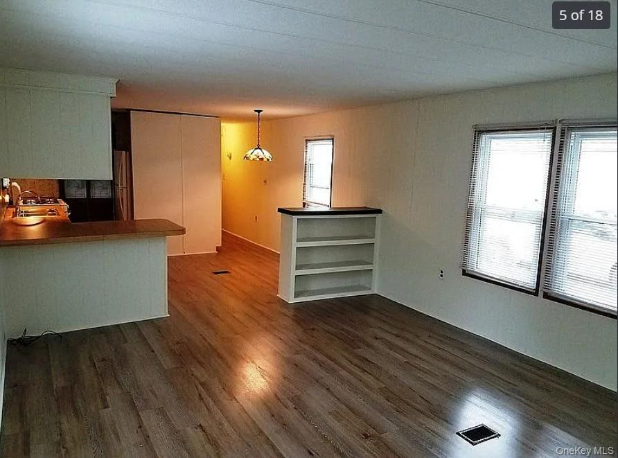 658 SOUND Avenue # C9, Riverhead, NY 11933