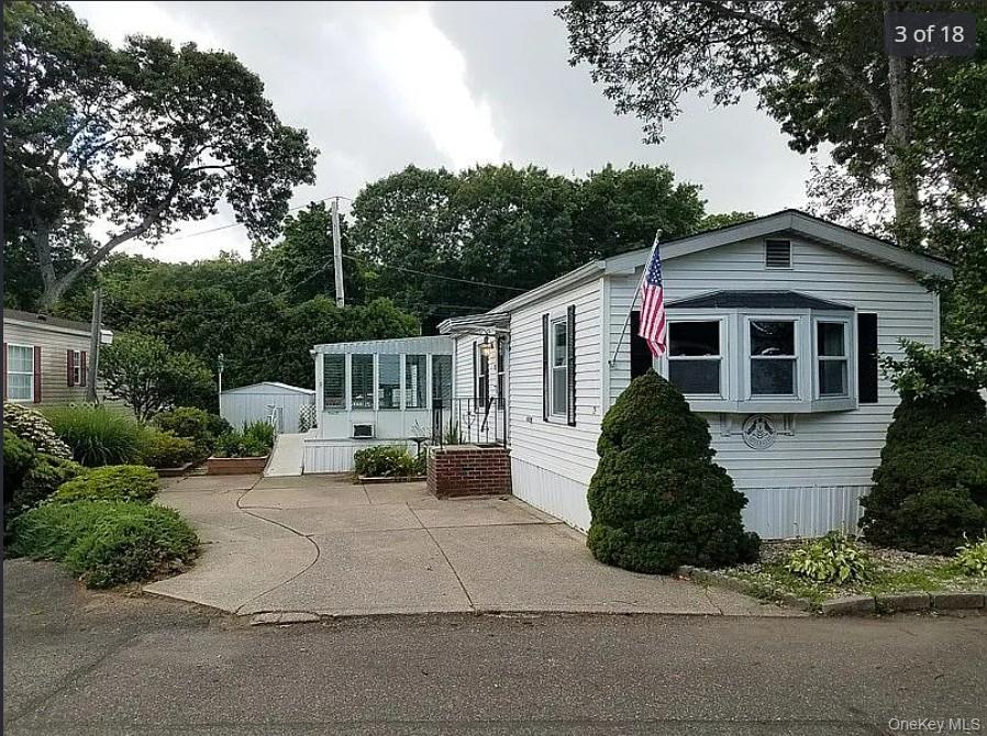 658 SOUND Avenue # C9, Riverhead, NY 11933