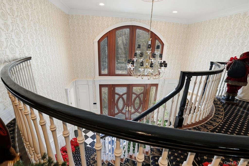 1 Beech Tree Lane, Brookville, NY 11545