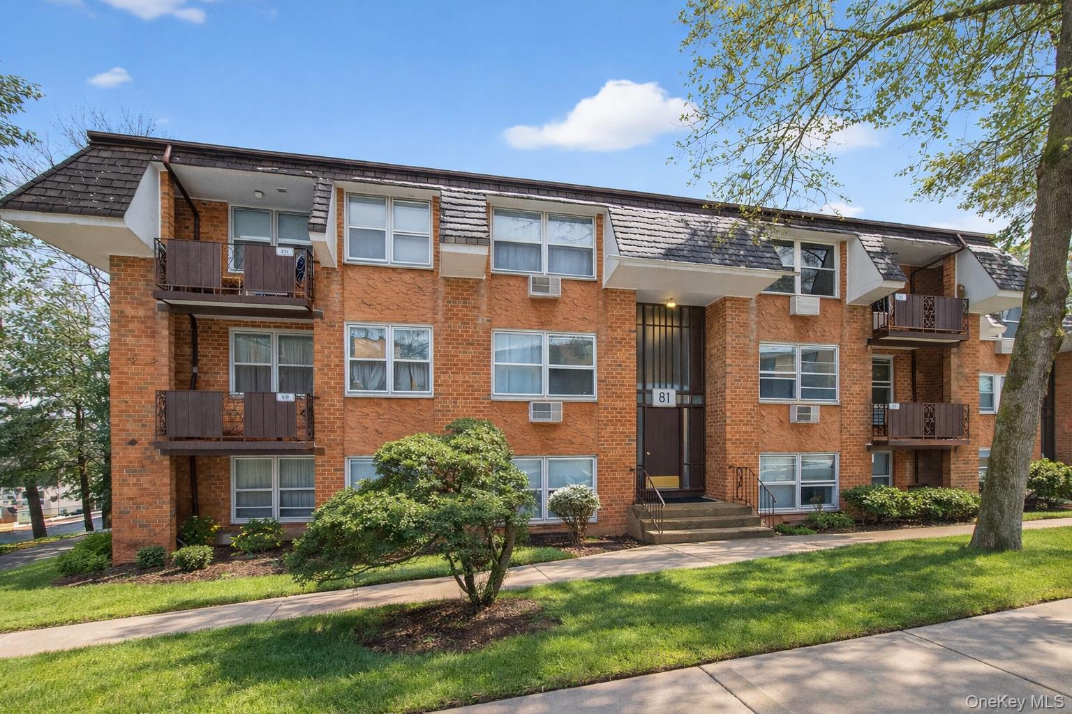 81 Kearsing Parkway # A, Monsey, NY 10952