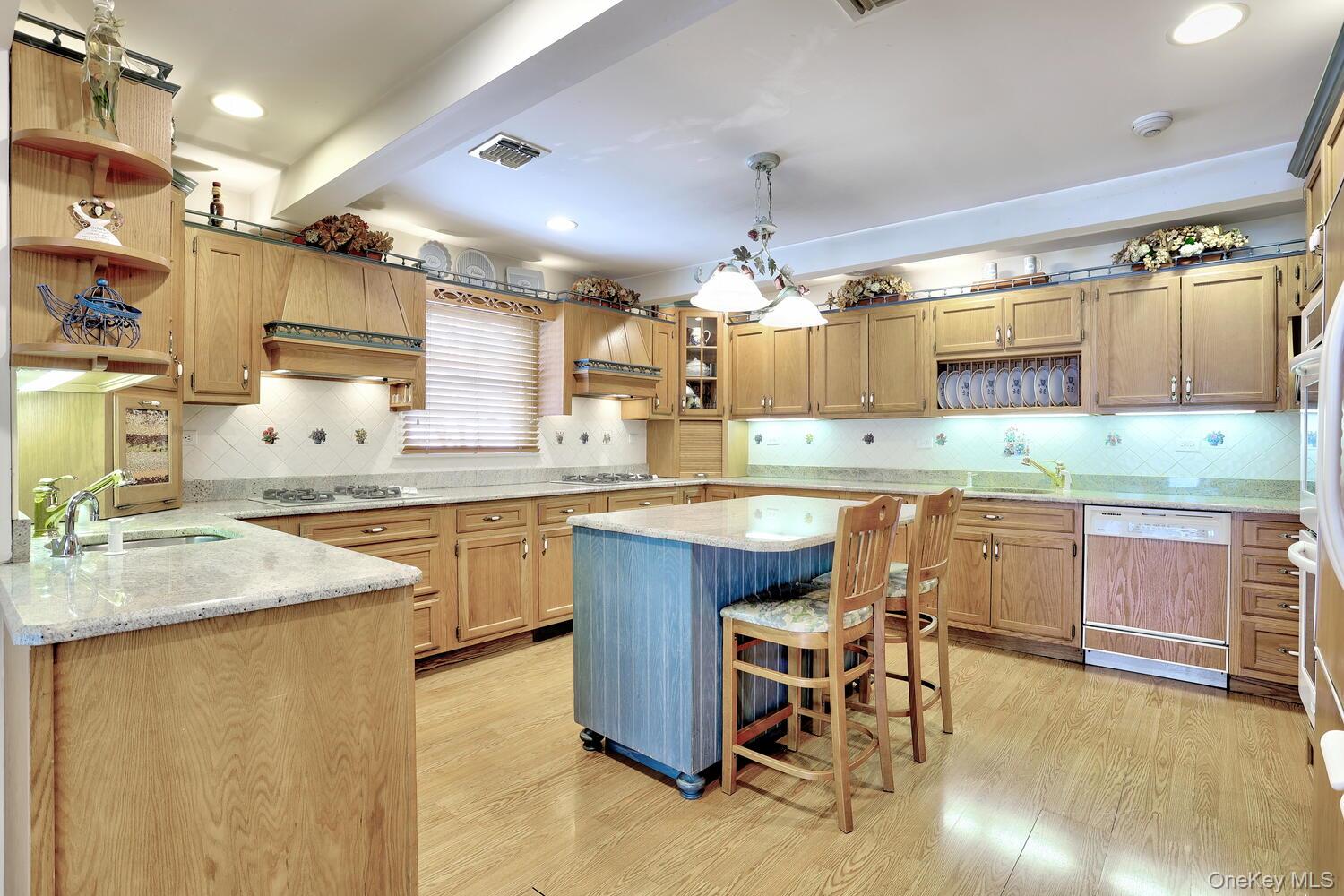 6 Orchard Hill Drive, Monsey, NY 10952