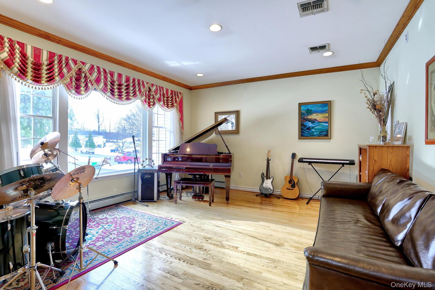 6 Orchard Hill Drive, Monsey, NY 10952