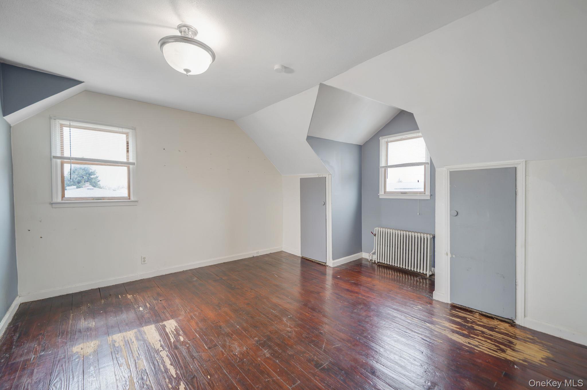 67 Orchard Street, Lindenhurst, NY 11757