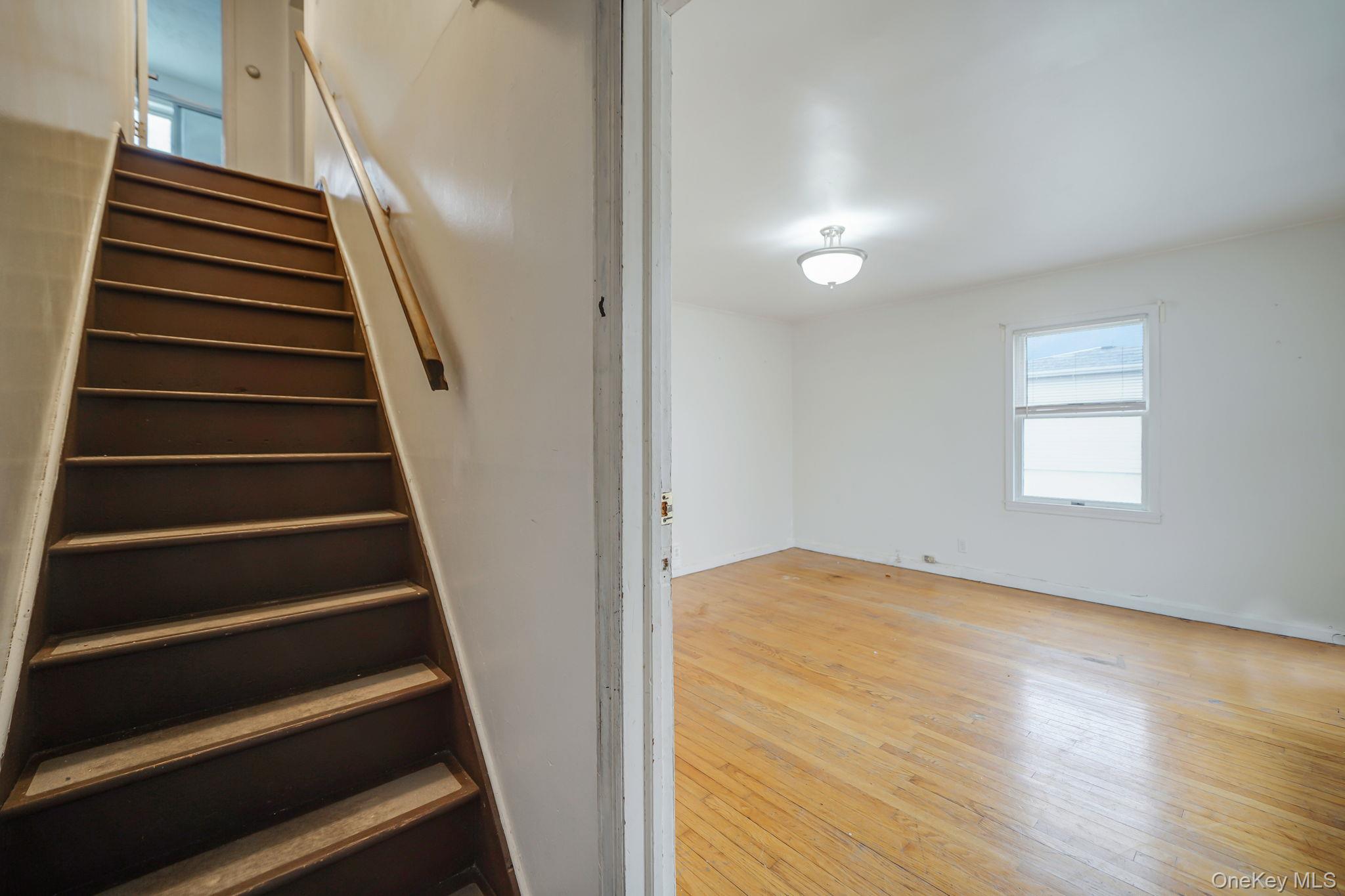 67 Orchard Street, Lindenhurst, NY 11757