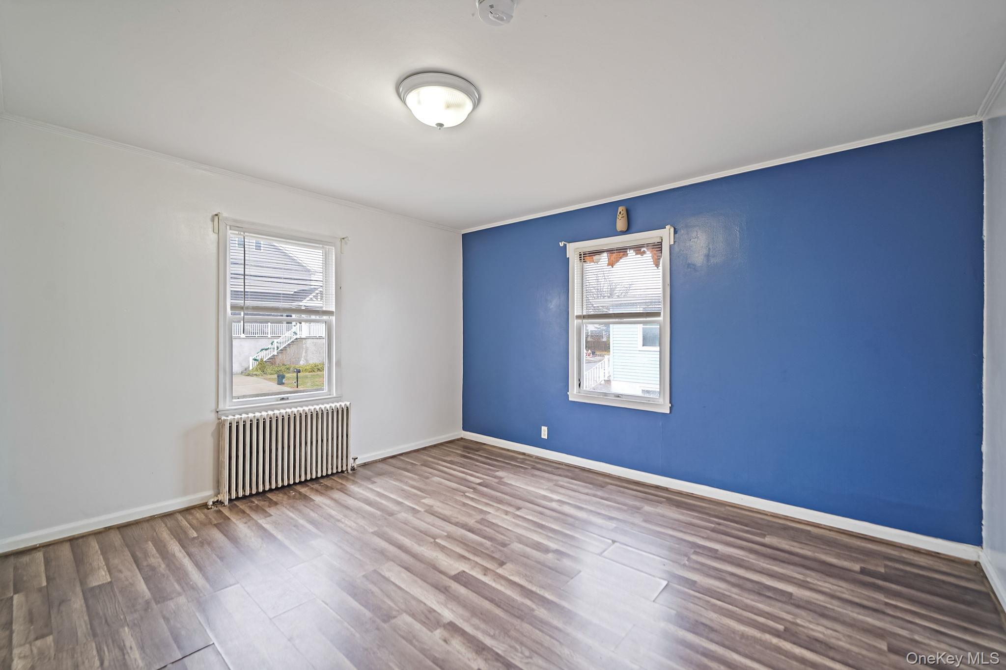 67 Orchard Street, Lindenhurst, NY 11757