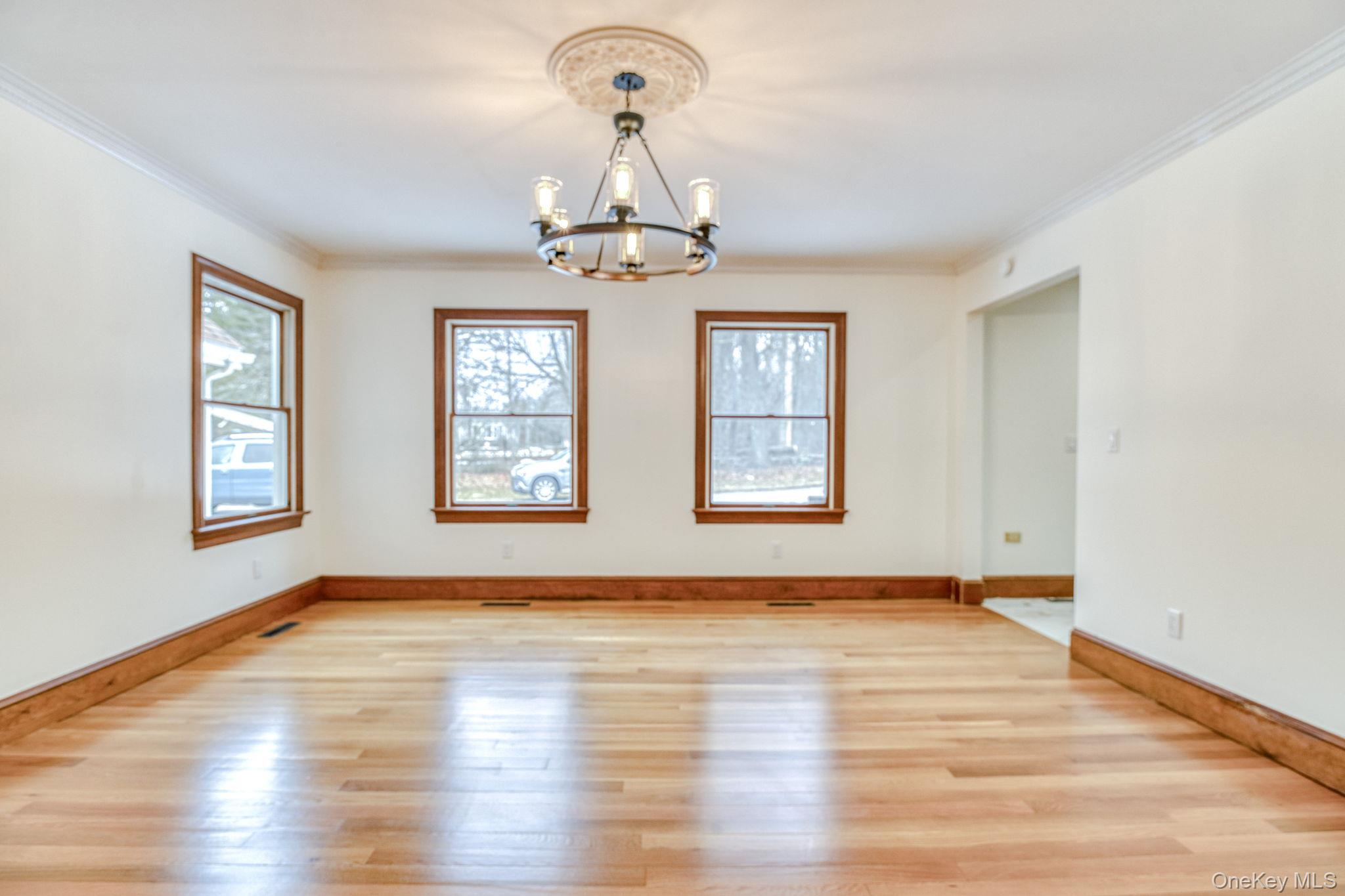 24 Deer Run Road, Newburgh, NY 12550