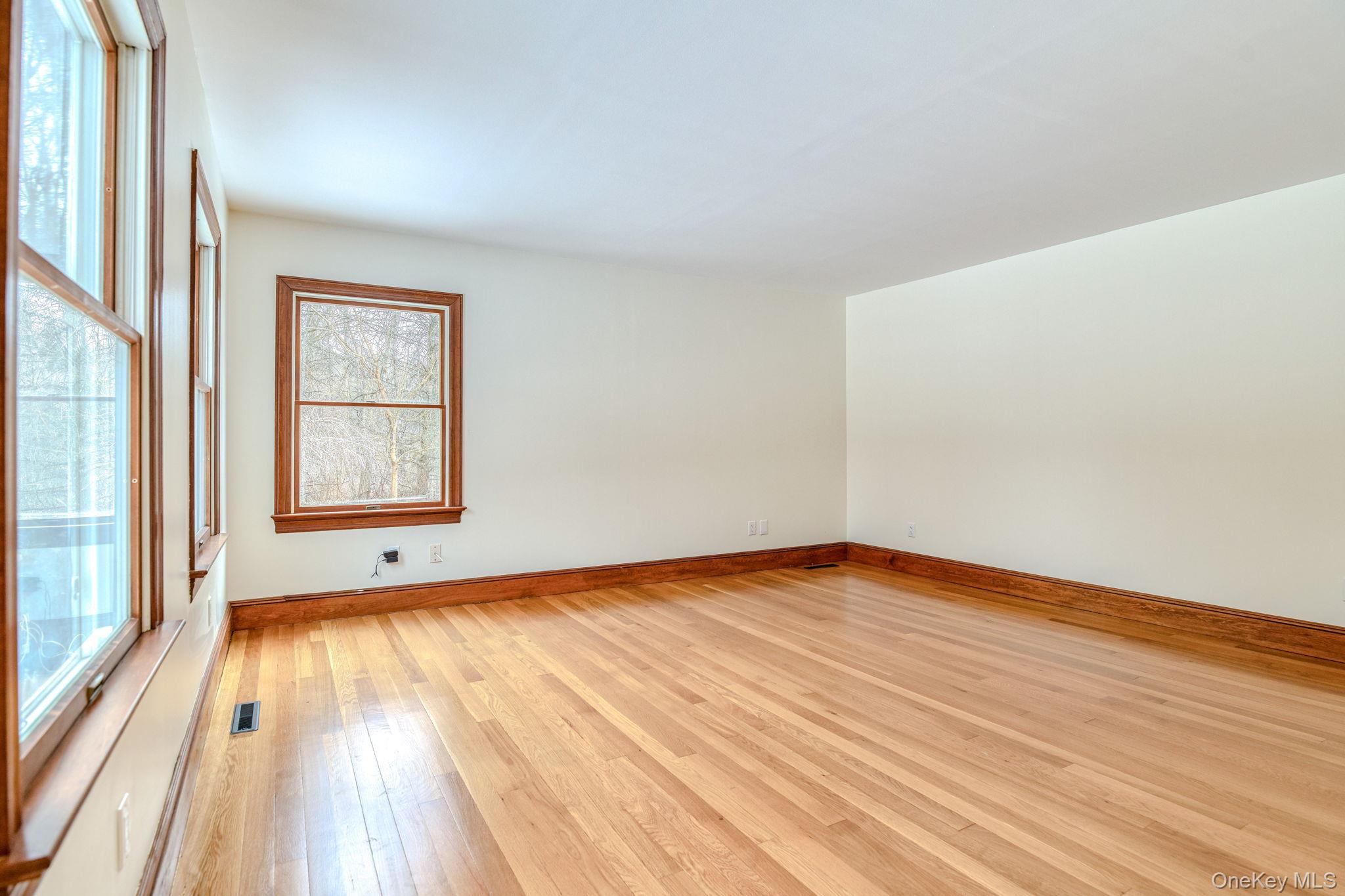 24 Deer Run Road, Newburgh, NY 12550