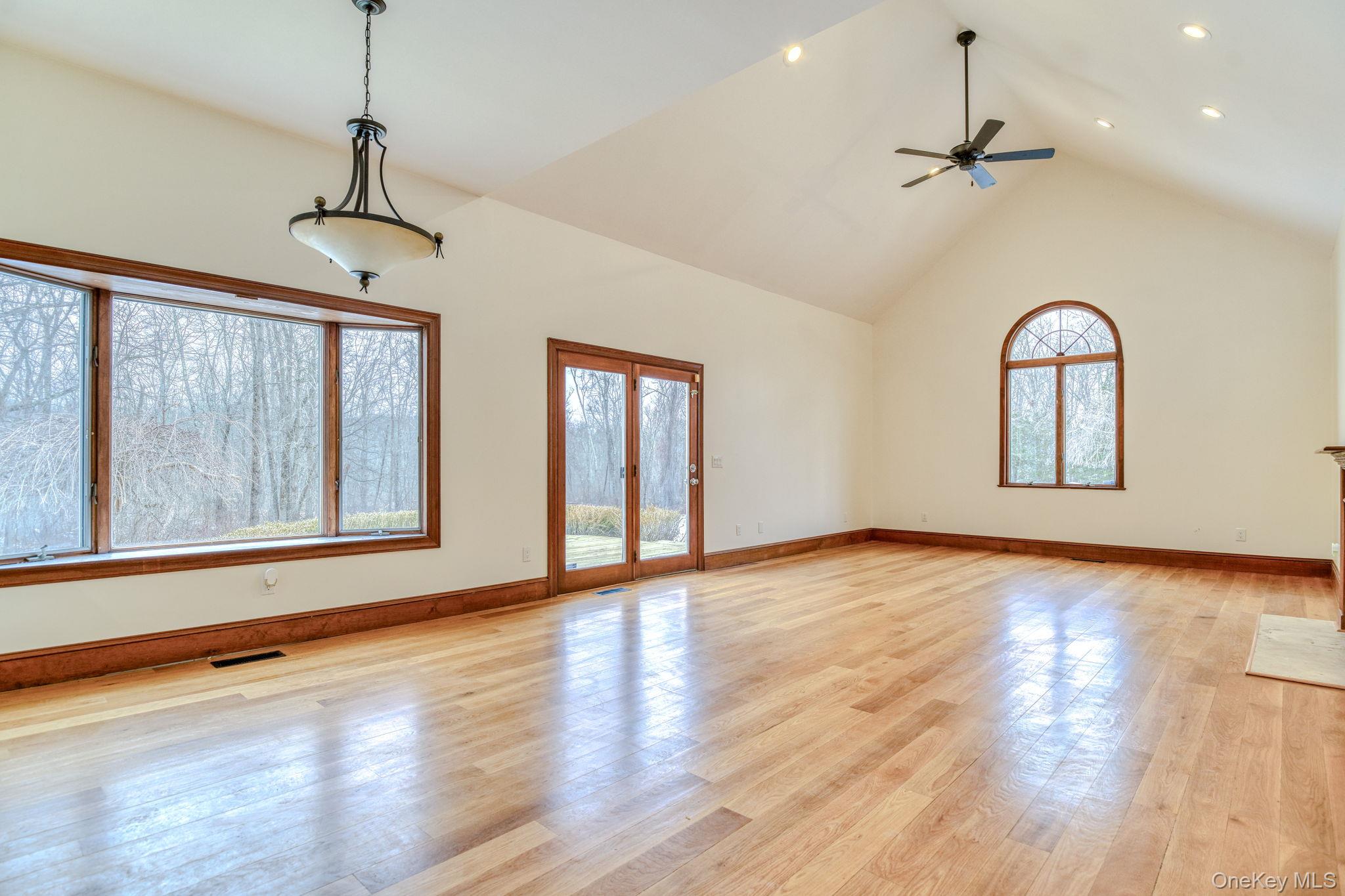 24 Deer Run Road, Newburgh, NY 12550