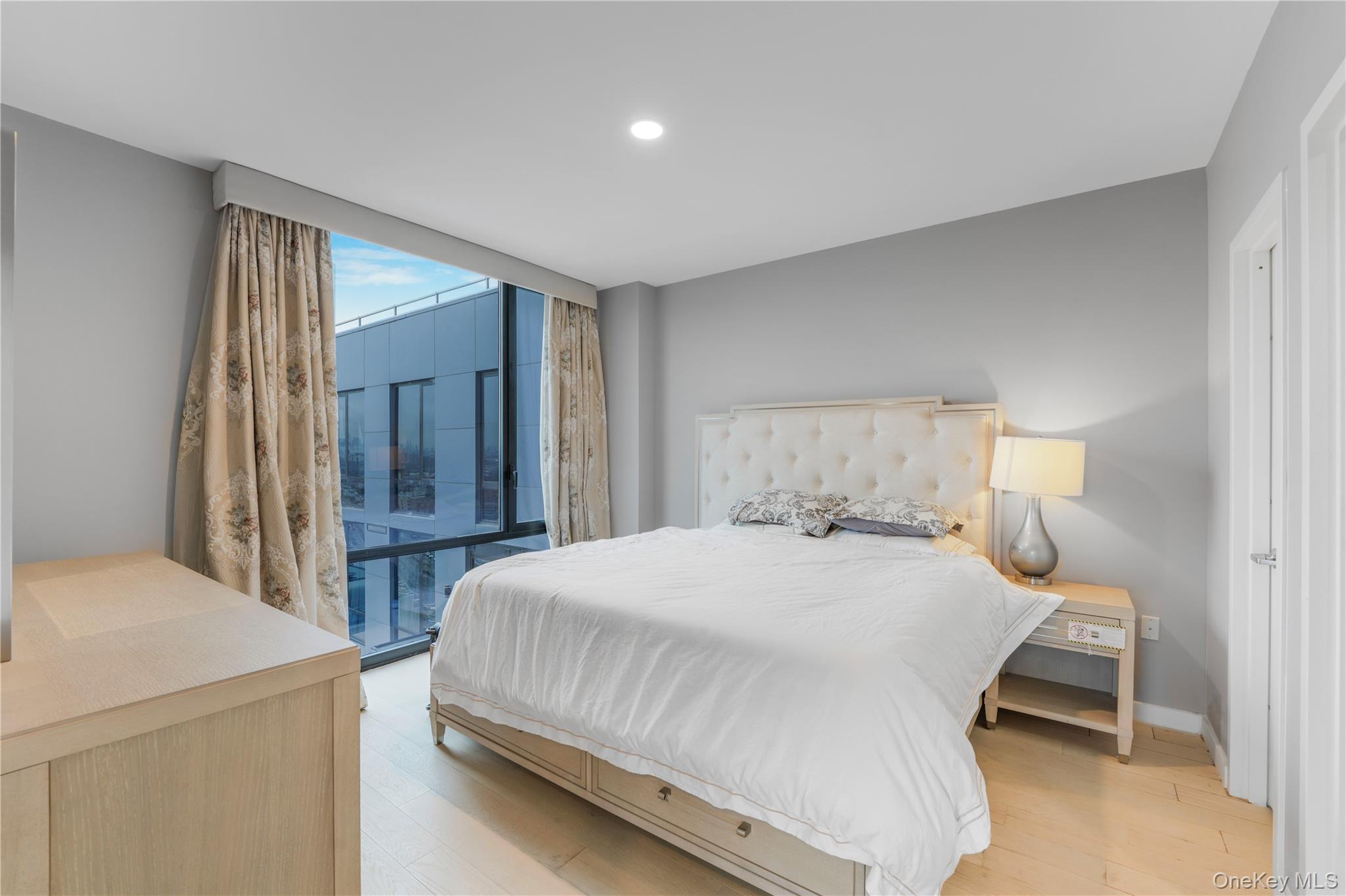 88-08 Justice Avenue # PH-C, Elmhurst, NY 11373