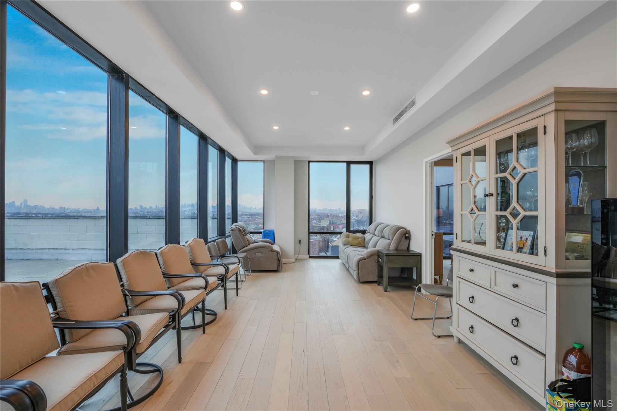 88-08 Justice Avenue # PH-C, Elmhurst, NY 11373