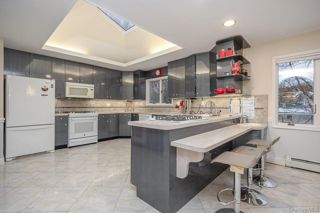 1 Joshua Court, Monsey, NY 10952