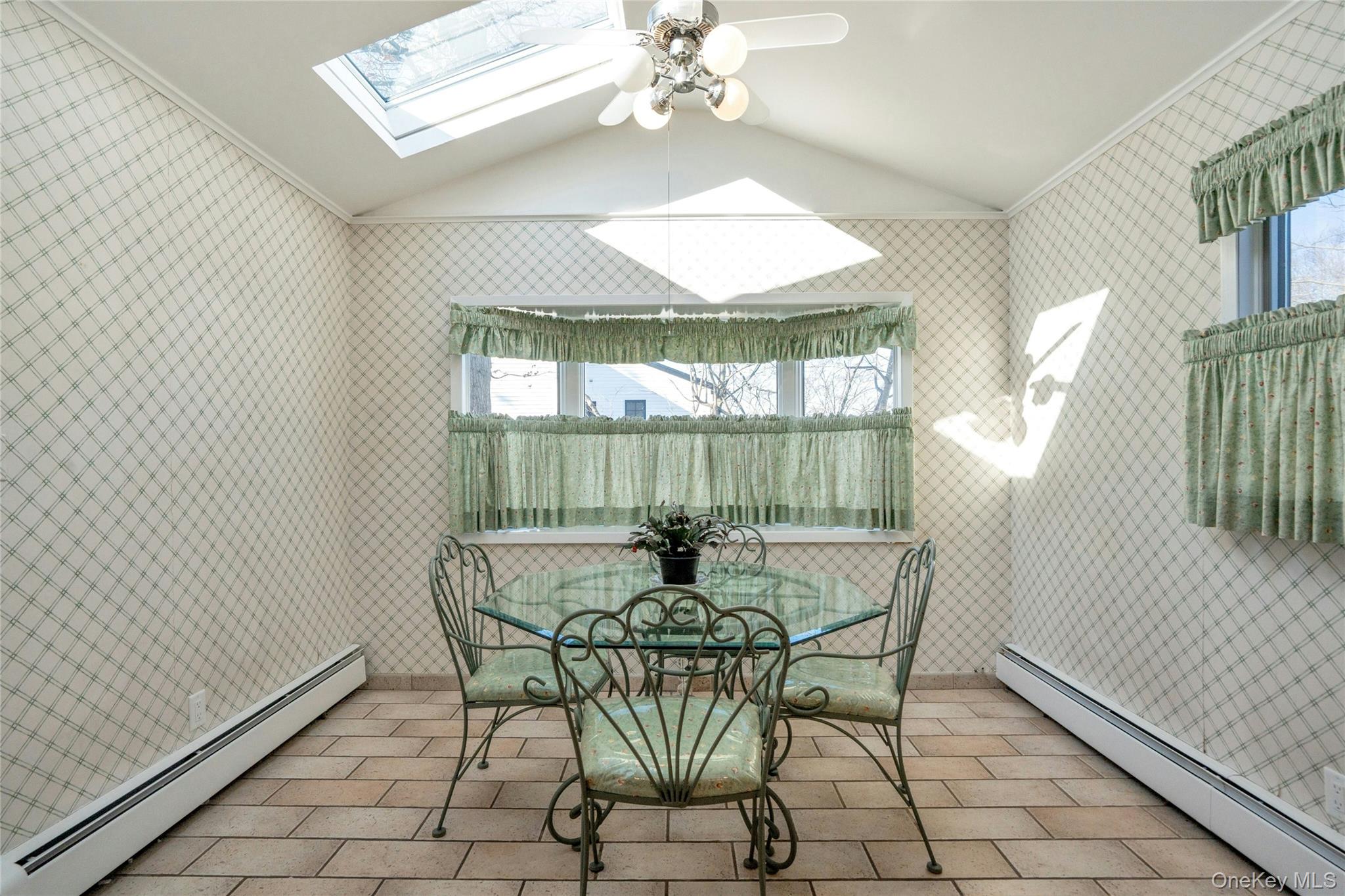 3 Dover Lane, Old Bethpage, NY 11804