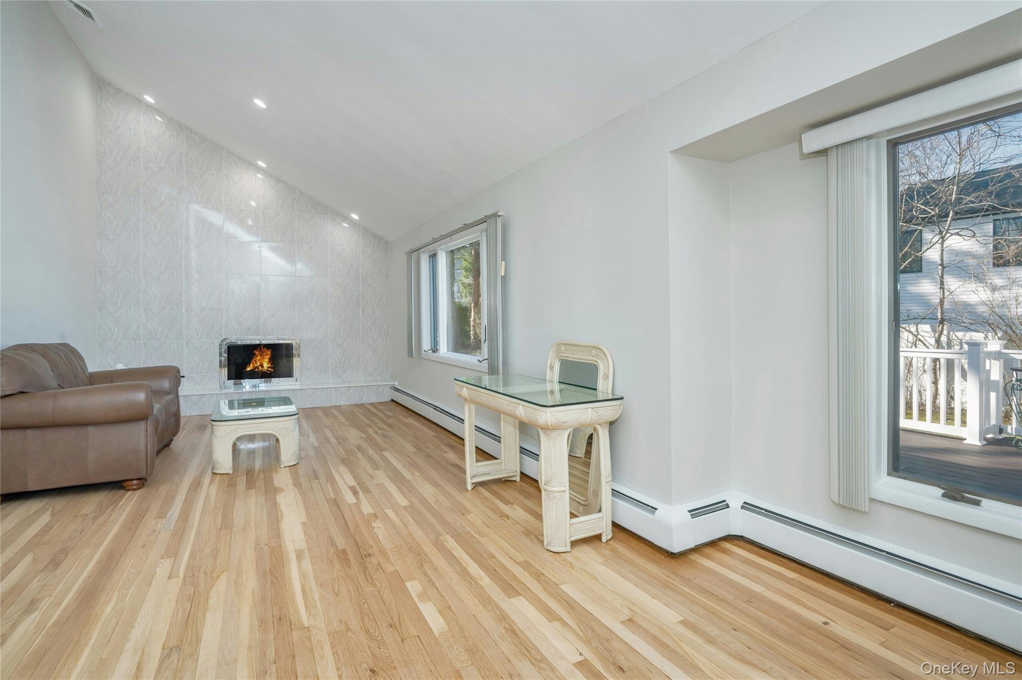 3 Dover Lane, Old Bethpage, NY 11804