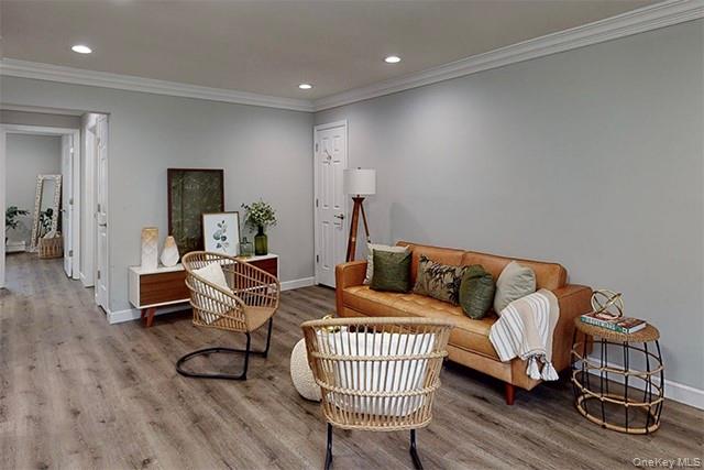 118 Easy Street # 118E, Sayville, NY 11782