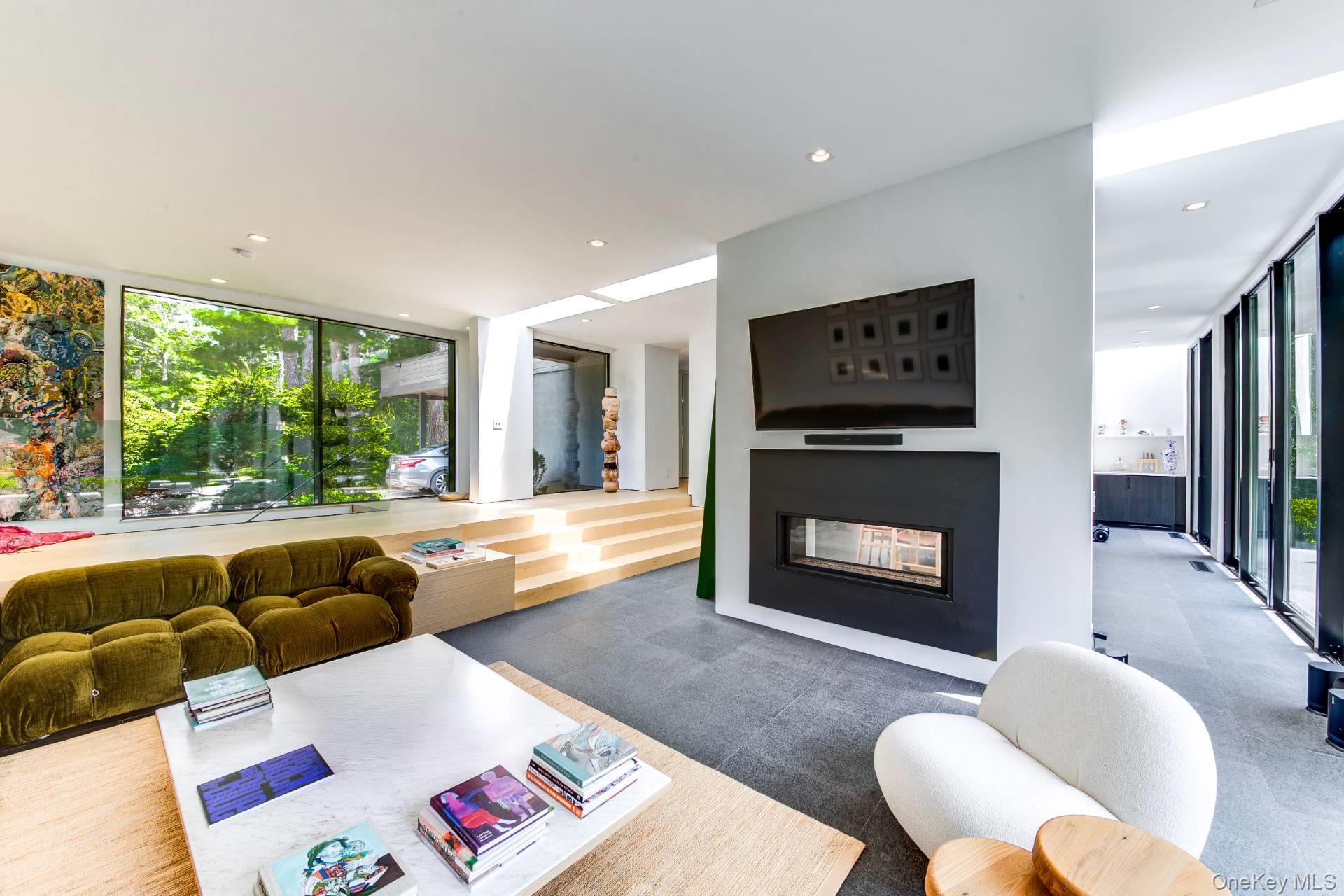 189 Swamp Road, East Hampton, NY 11937