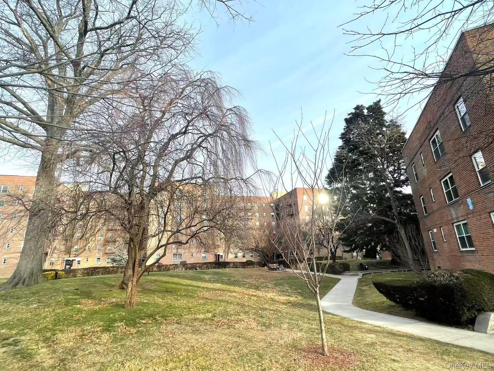 147-37 38th Avenue # C64, Flushing, NY 11354