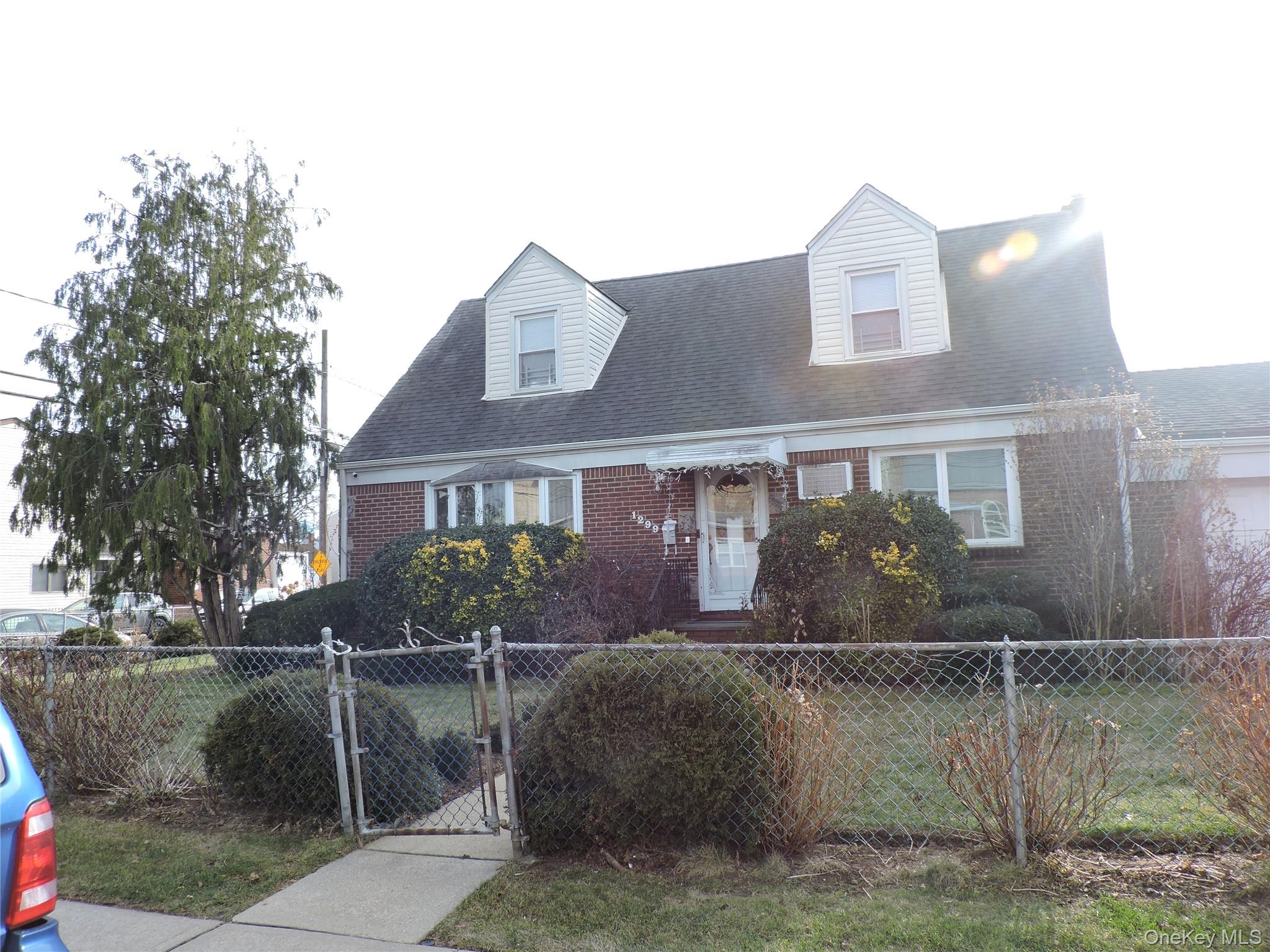 1299 World Avenue # 2, Elmont, NY 11003