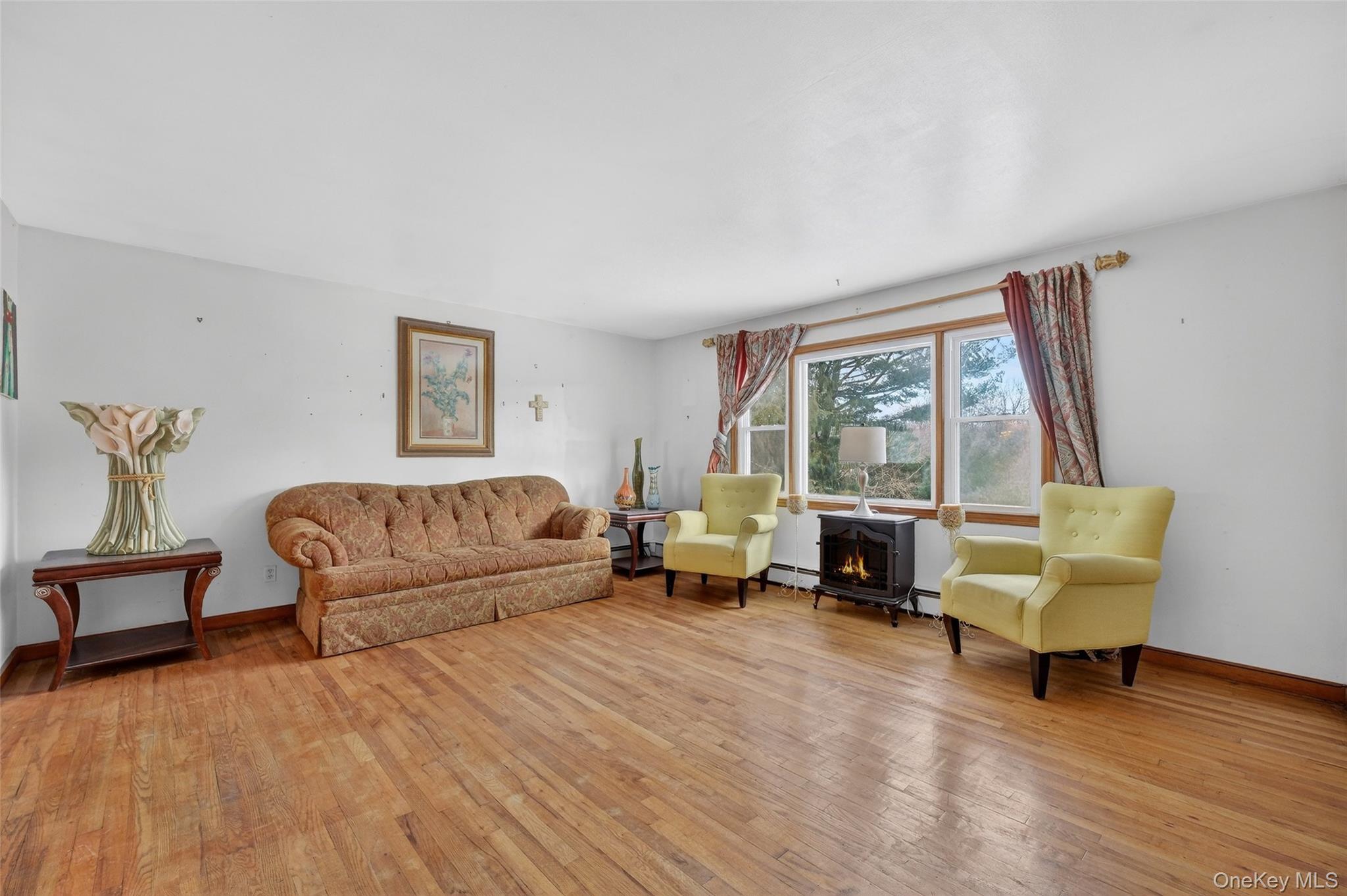 93 Old Mill Road, Wallkill, NY 12589