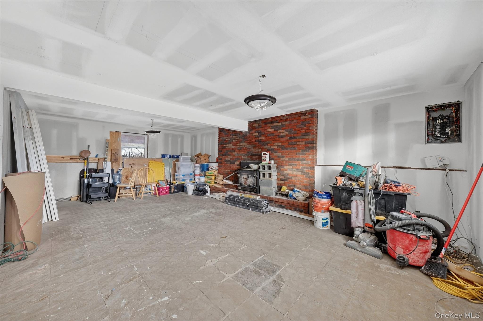 93 Old Mill Road, Wallkill, NY 12589