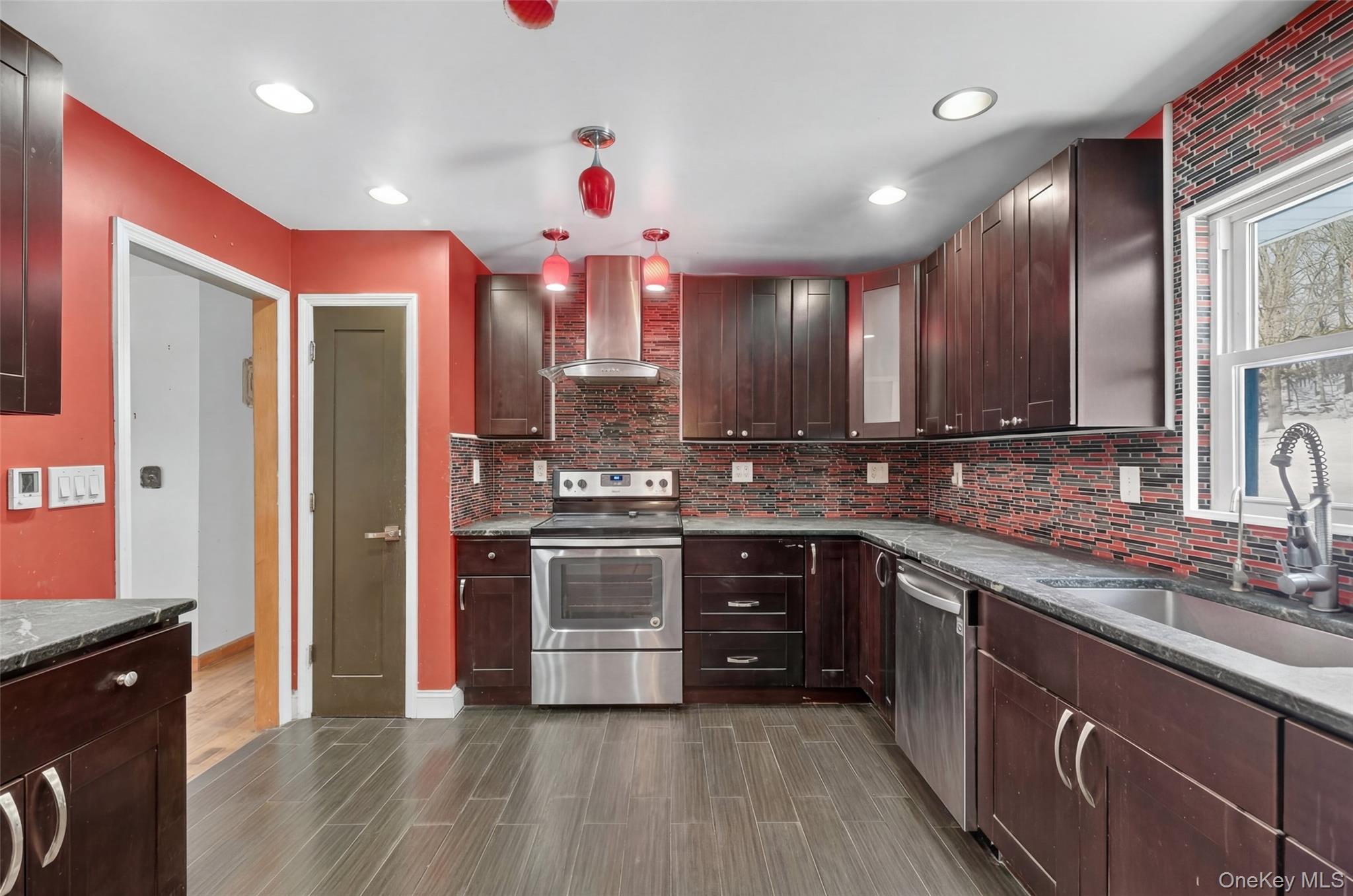 93 Old Mill Road, Wallkill, NY 12589