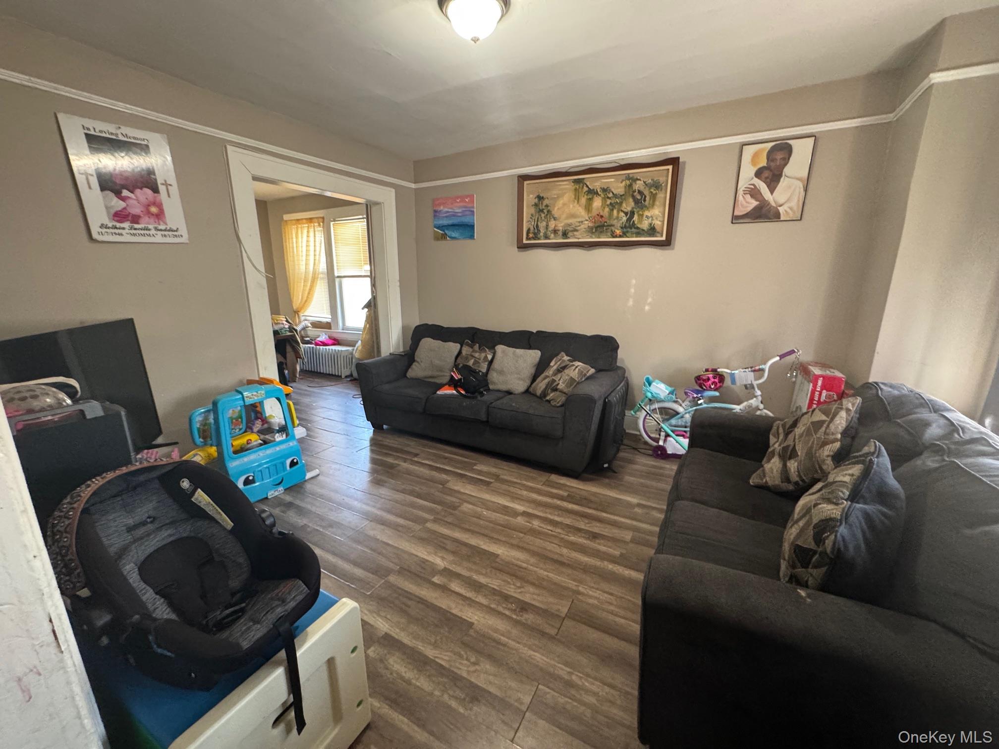 37 Maple Avenue, Hempstead, NY 11550