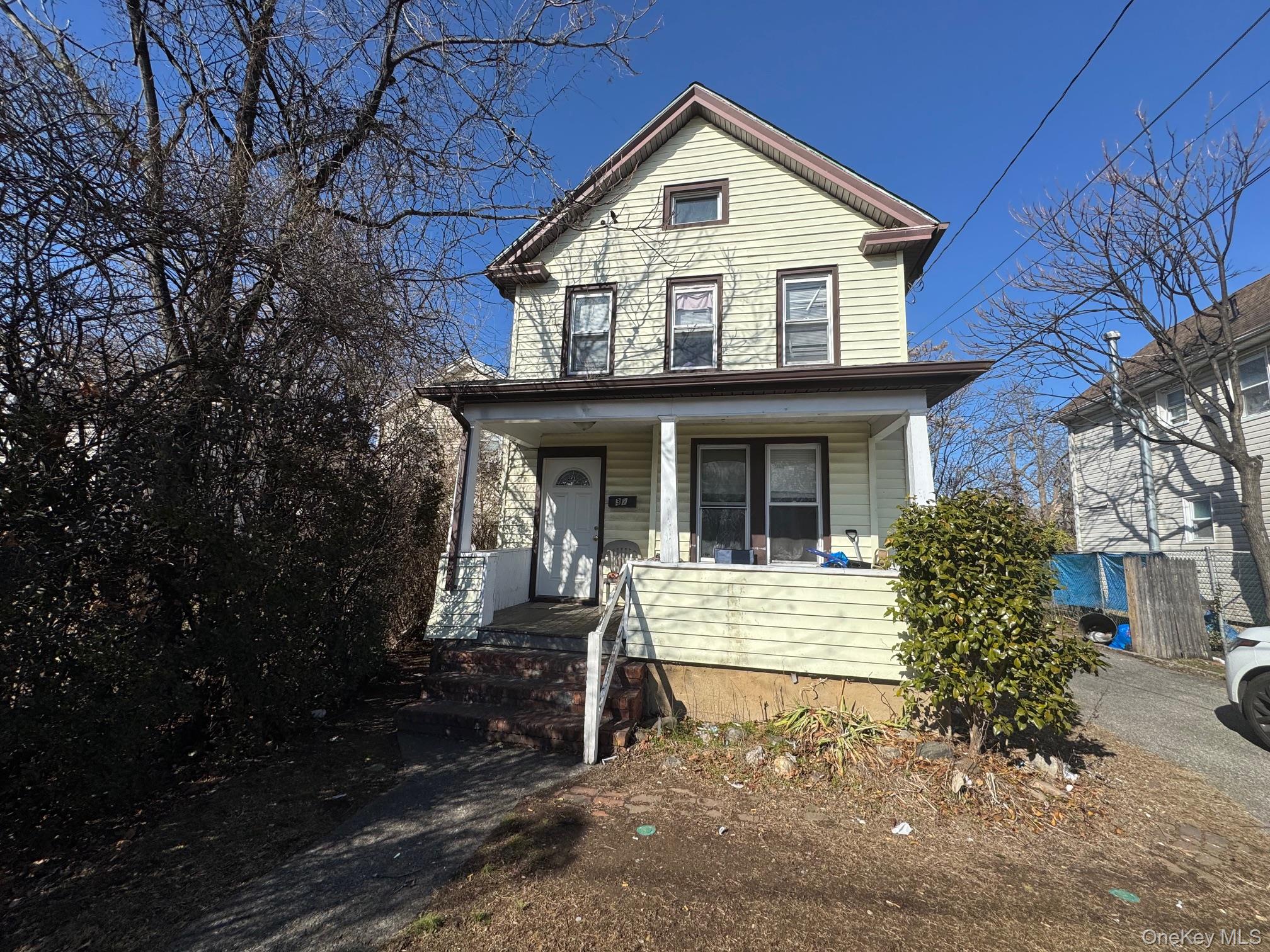 37 Maple Avenue, Hempstead, NY 11550