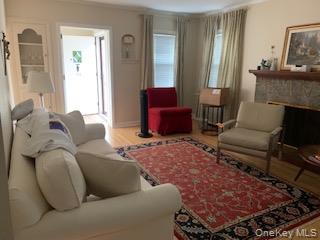 114 Lexington Avenue, Franklin Square, NY 11010