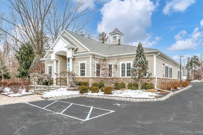 9 Westminster Way, Pomona, NY 10970