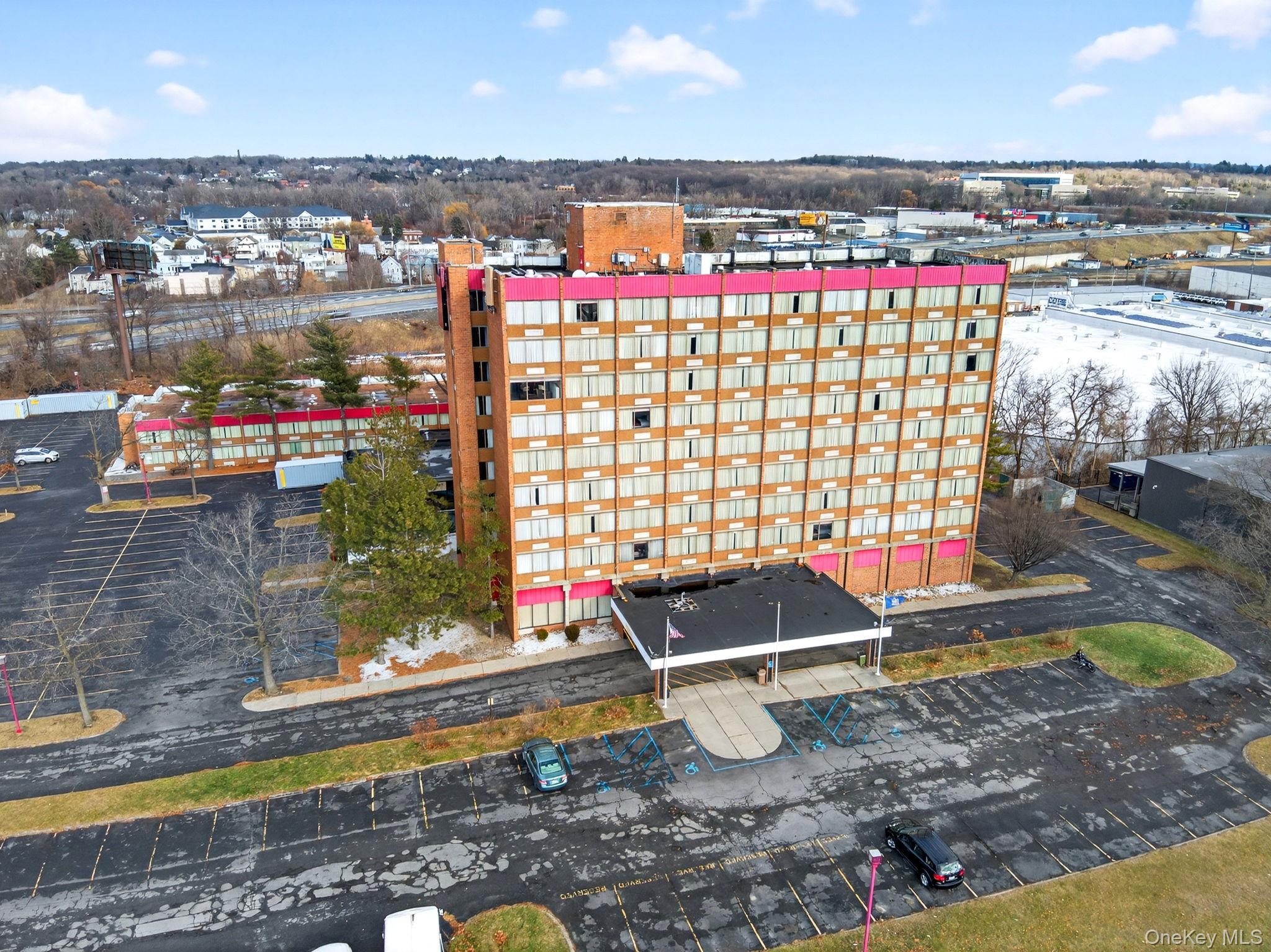 3 Watervliet Ave Ext, Colonie, NY 12206